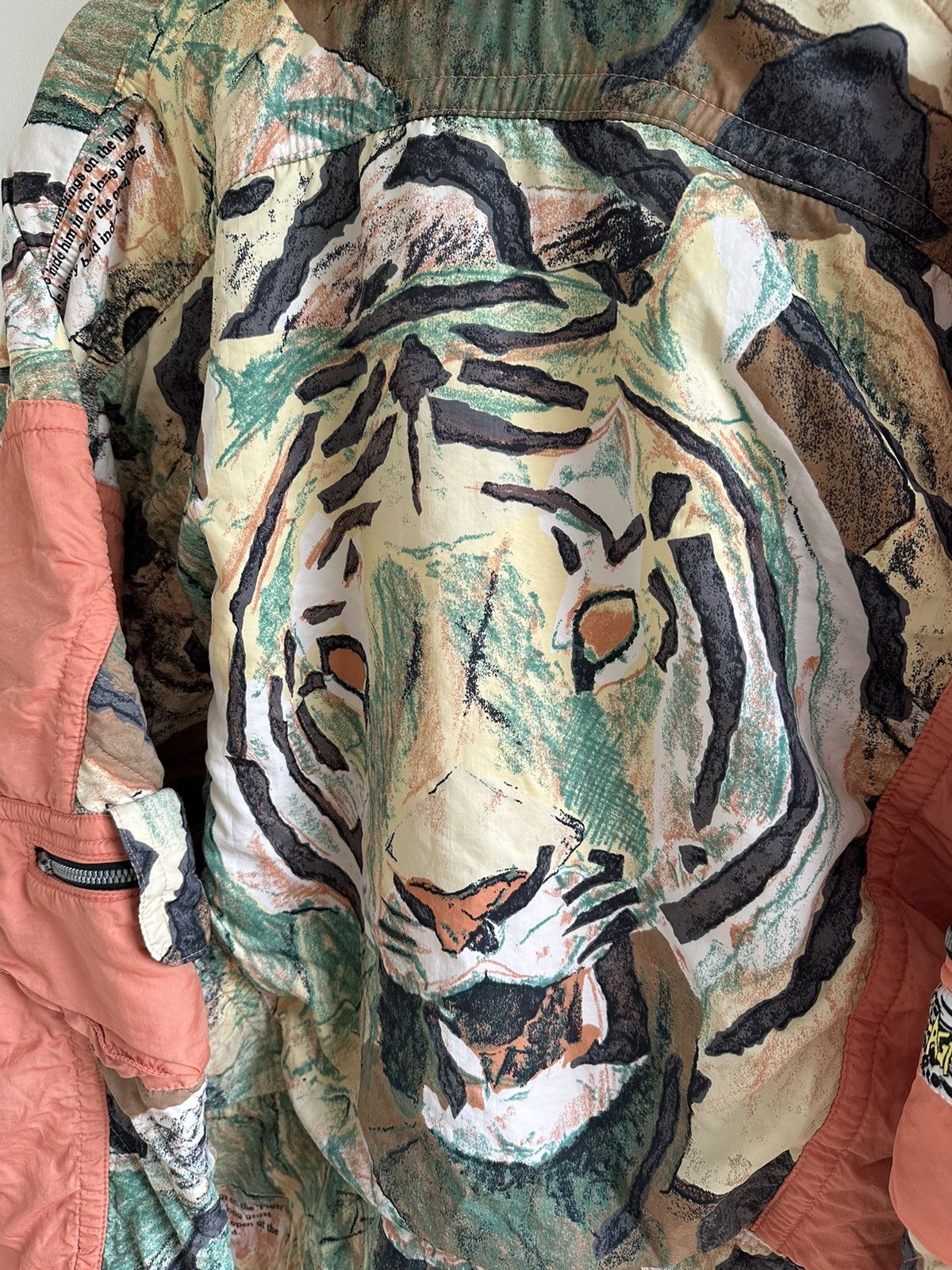 Vintage Vintage 90s Tiger Print Bomber Jacket Anorak Rare Riri Size US XL / EU 56 / 4 - 11 Thumbnail