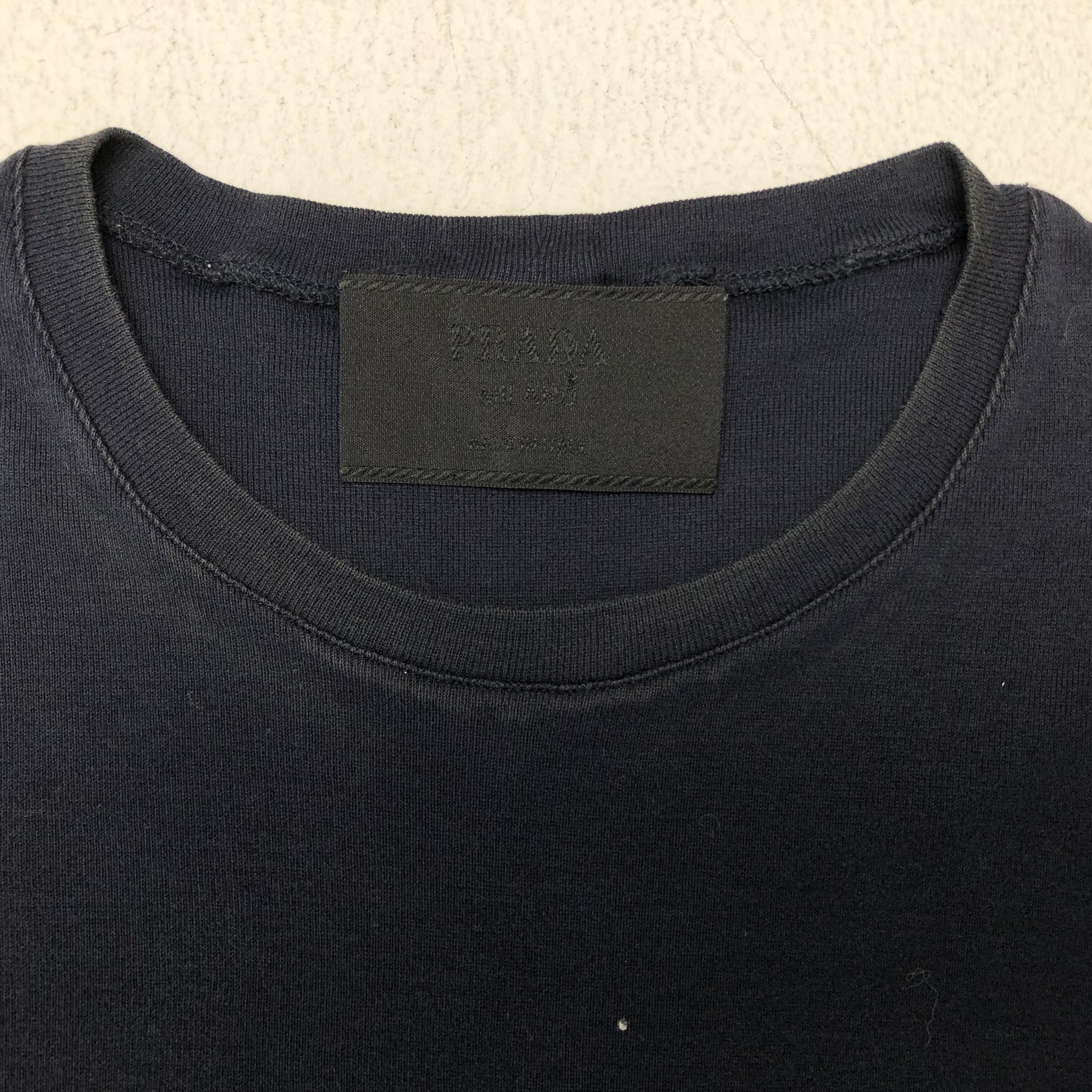 Prada Prada Milano Plain Tshirt Size M / US 6-8 / IT 42-44 - 4 Thumbnail