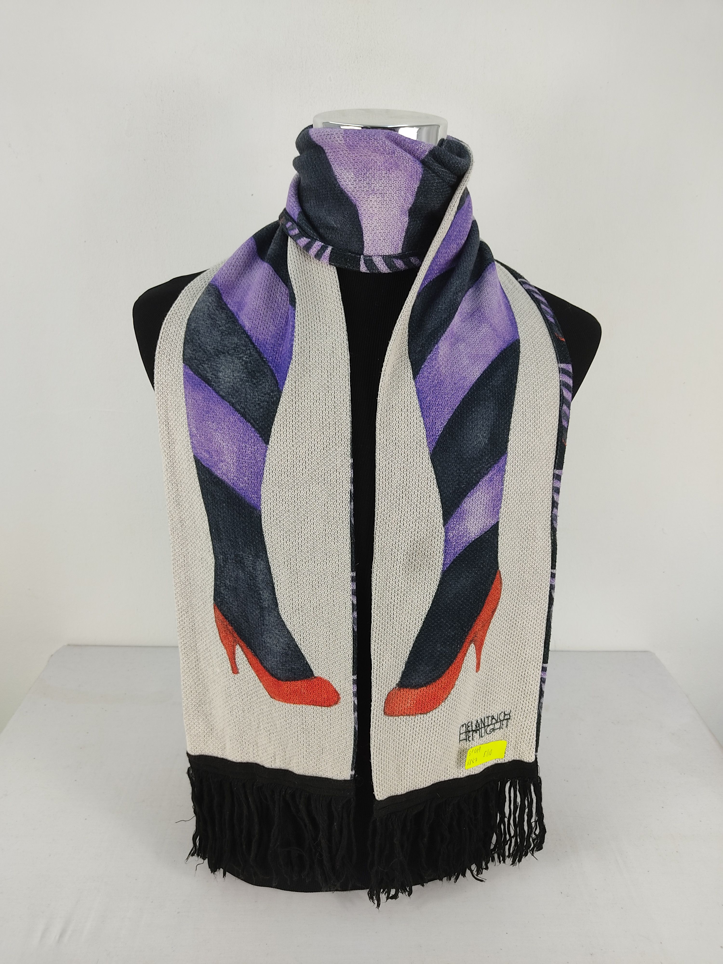 Japanese Brand Vintage Melantrick Hemlighet Cabaret Scarf/Muffler/Neckwear Size ONE SIZE - 1 Thumbnail