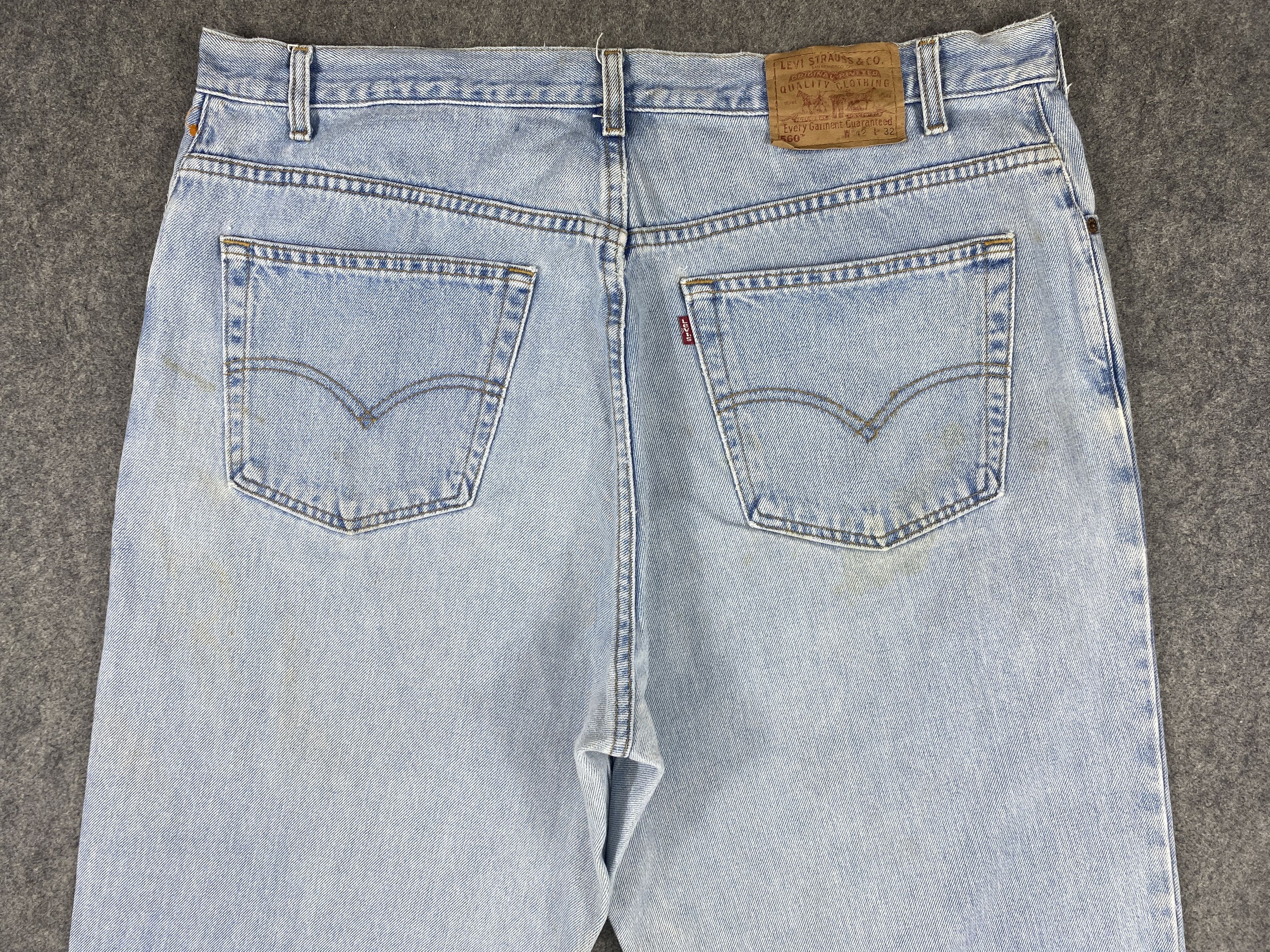 Levi's Light Blue Wash Vintage Levi's 560 41x33 Denim -JN1947 Size US 41 - 4 Thumbnail