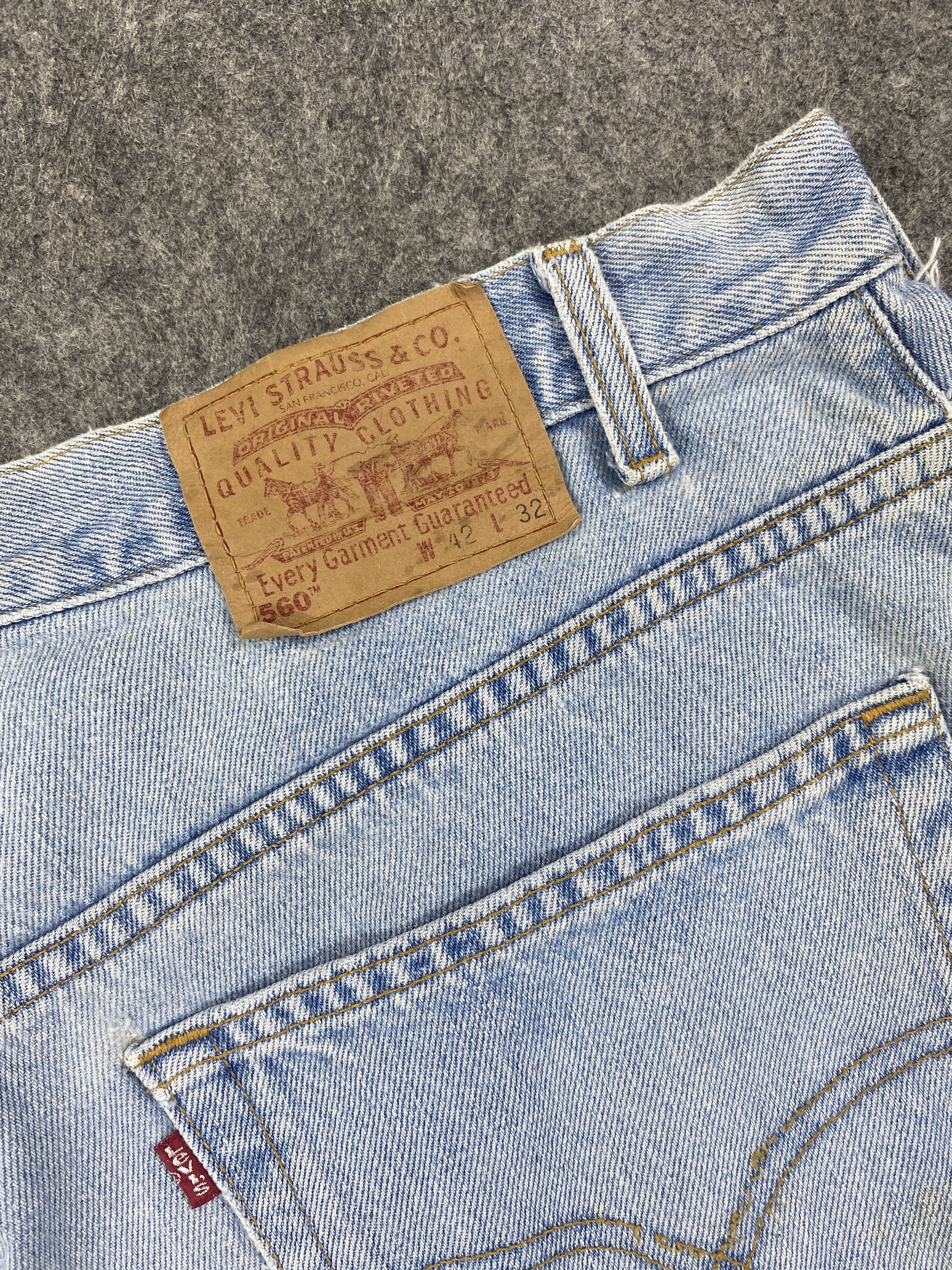 Levi's Light Blue Wash Vintage Levi's 560 41x33 Denim -JN1947 Size US 41 - 10 Thumbnail