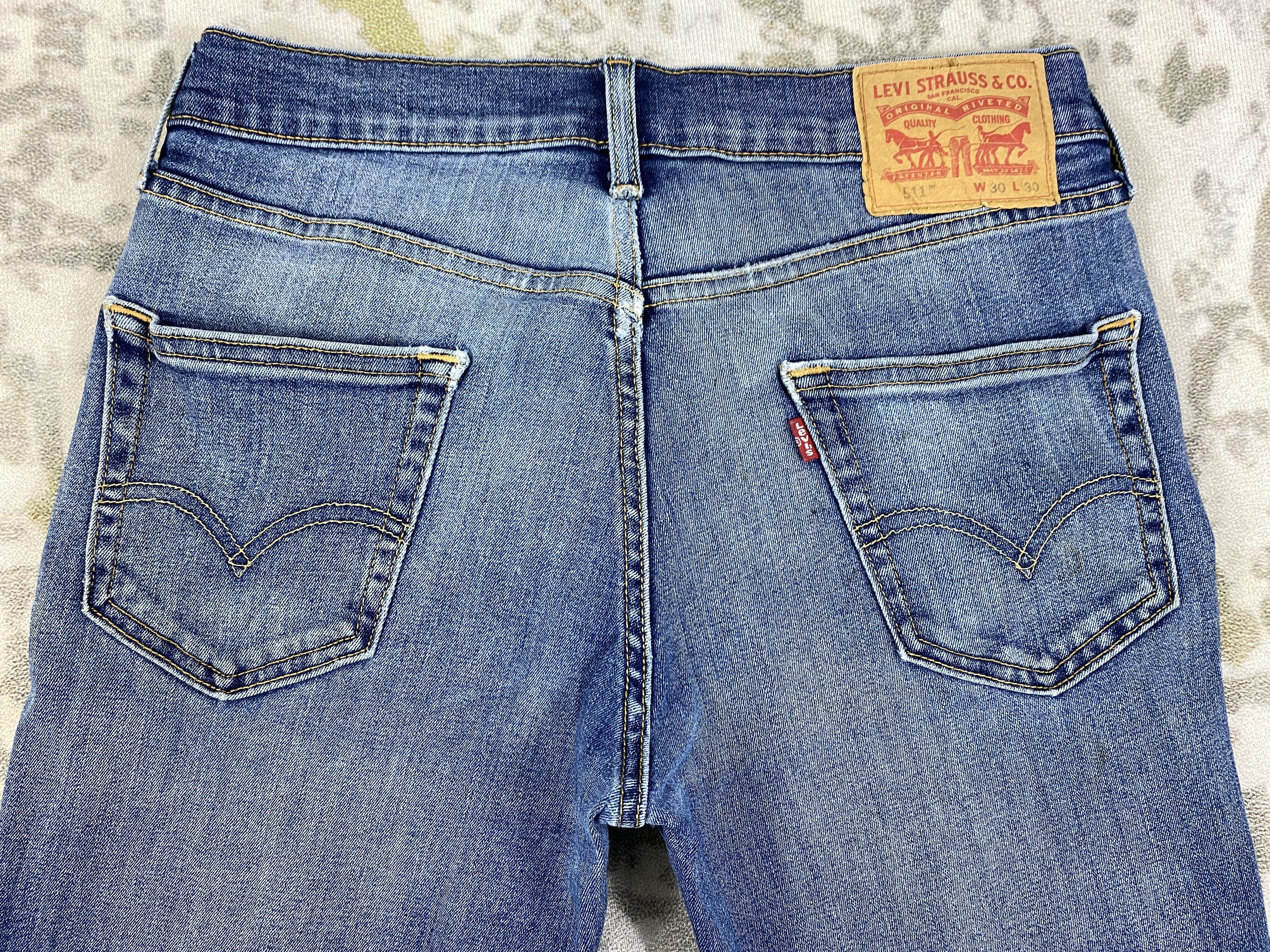 Blue Distressed Vintage Levi's 551 Jeans 30x29.5 -SJ114