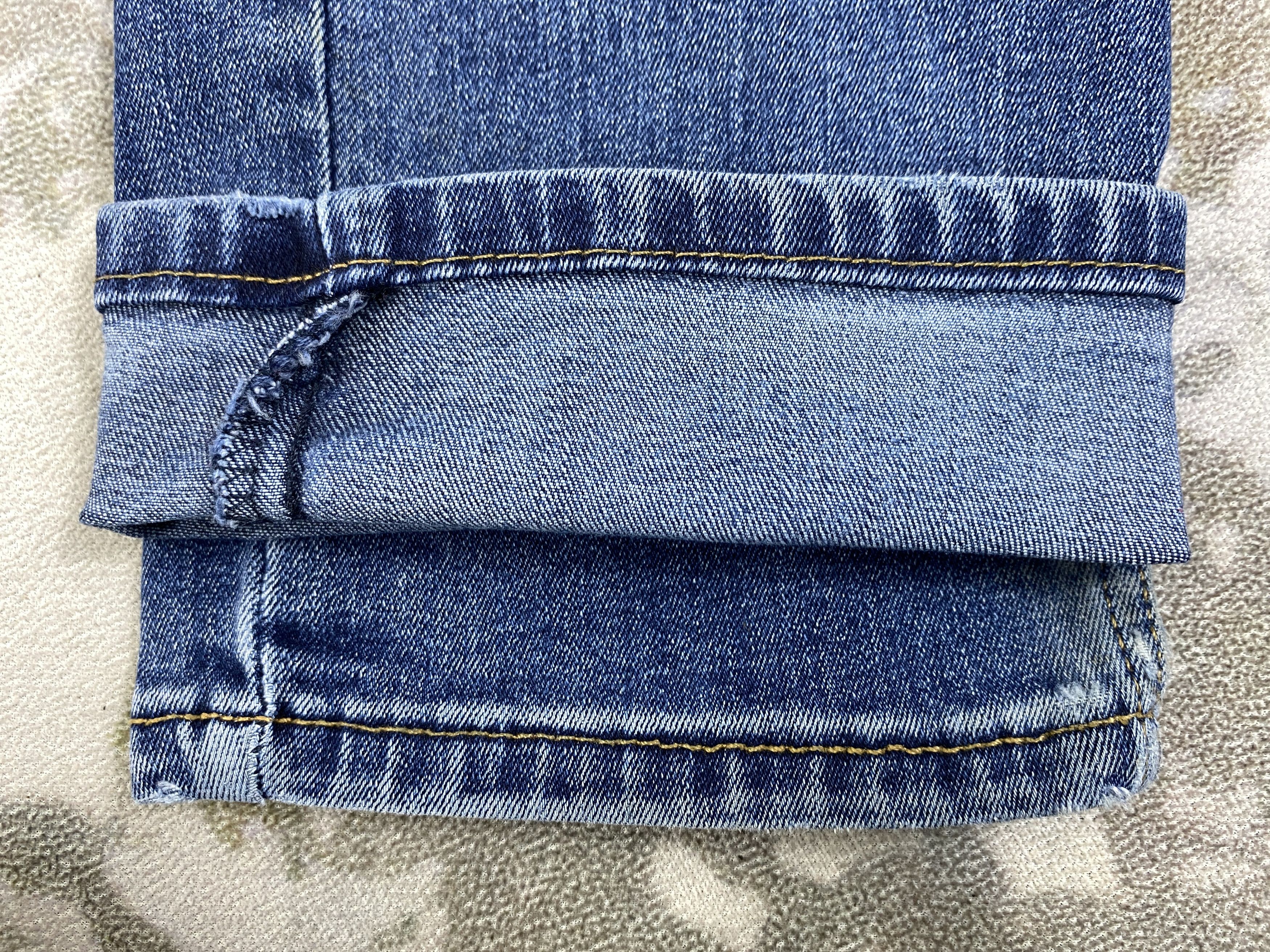 Blue Distressed Vintage Levi's 551 Jeans 30x29.5 -SJ114