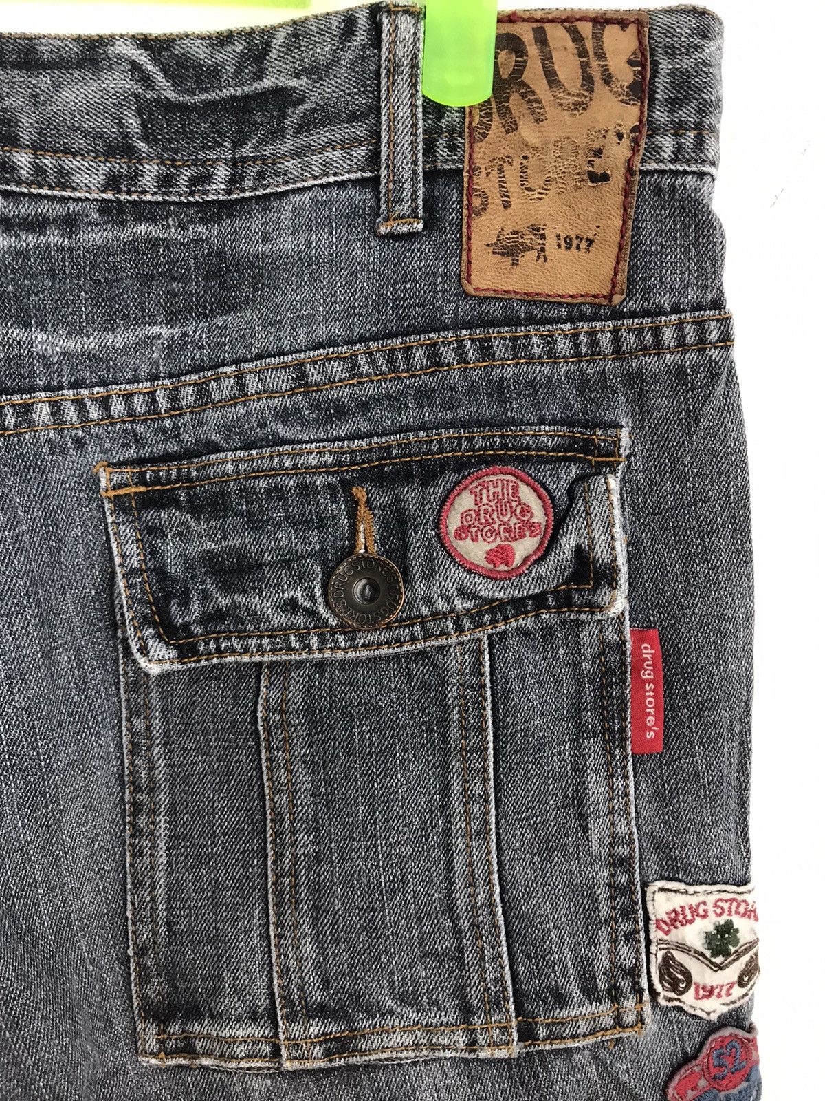 Japanese Brand × Vintage Drug Store Distressed Denim Indigo Slim Fit Cut Bushpant Size US 32 / EU 48 - 4 Thumbnail