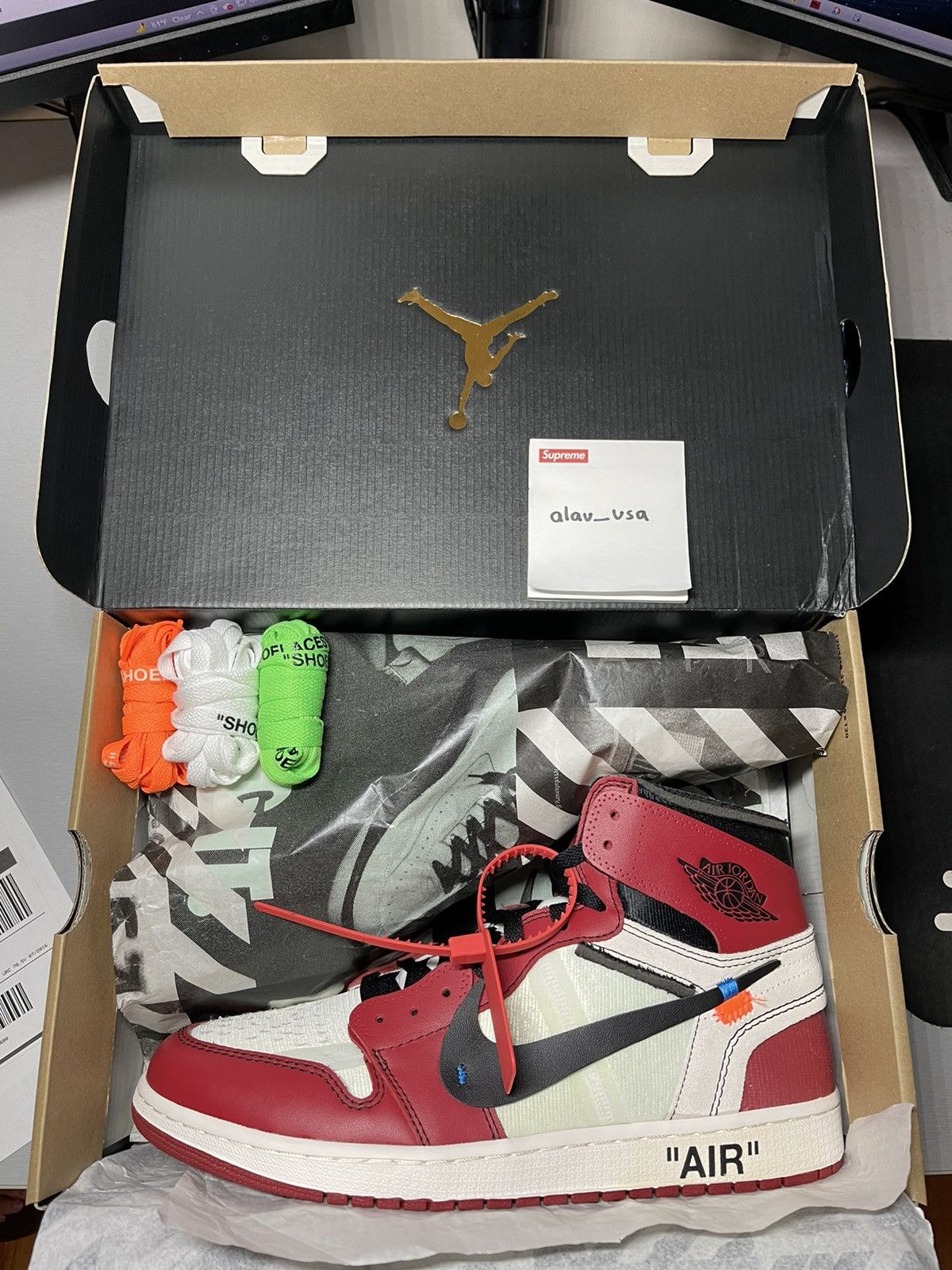 Jordan Brand × Off-White Nike X Off-White Air Jordan 1 Size US 12 / EU 45 - 3 Thumbnail