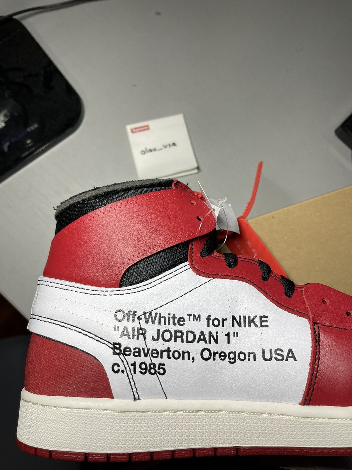 Jordan Brand × Off-White Nike X Off-White Air Jordan 1 Size US 12 / EU 45 - 10 Thumbnail