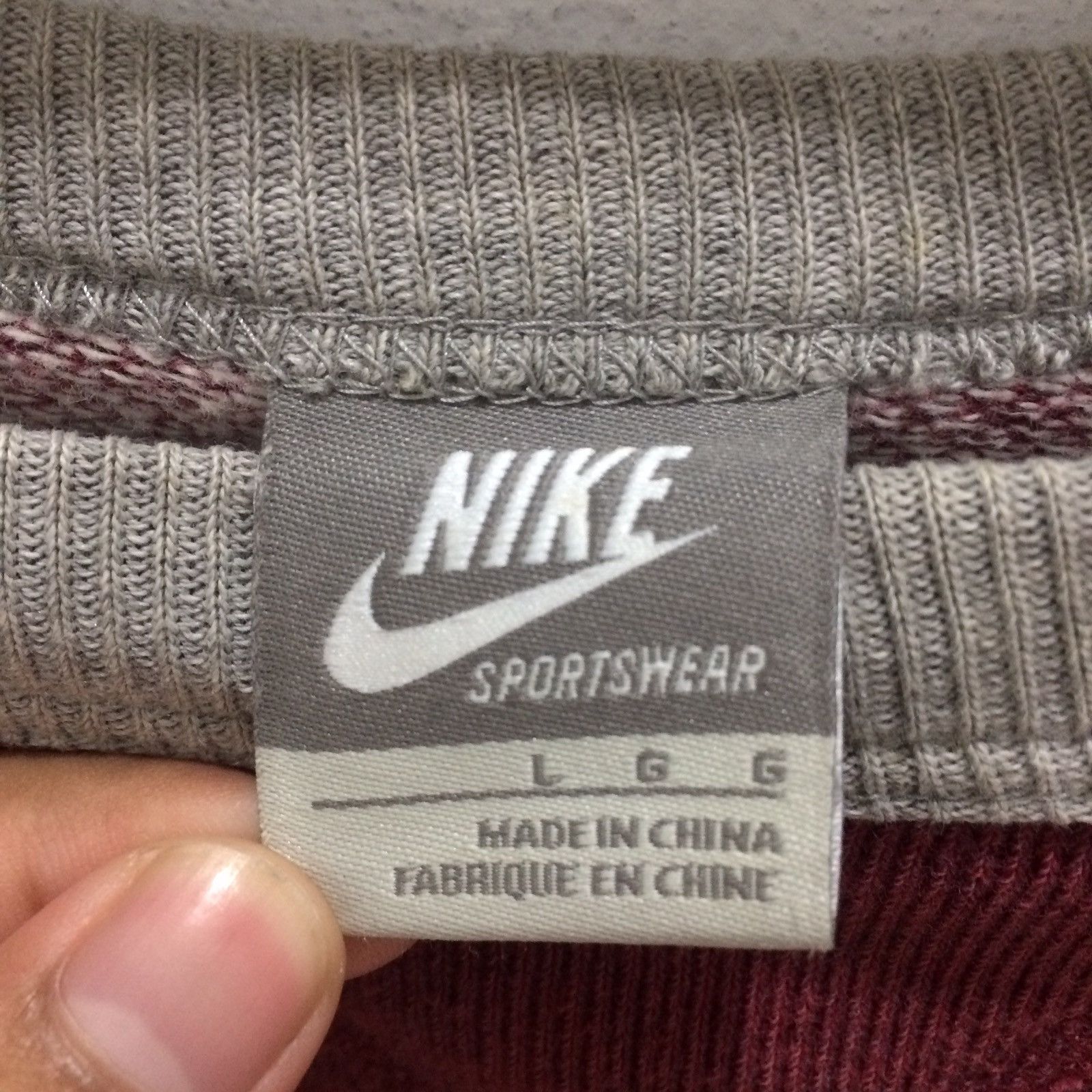 Nike Nike Small Logo Sweatshirt Size US L / EU 52-54 / 3 - 3 Thumbnail