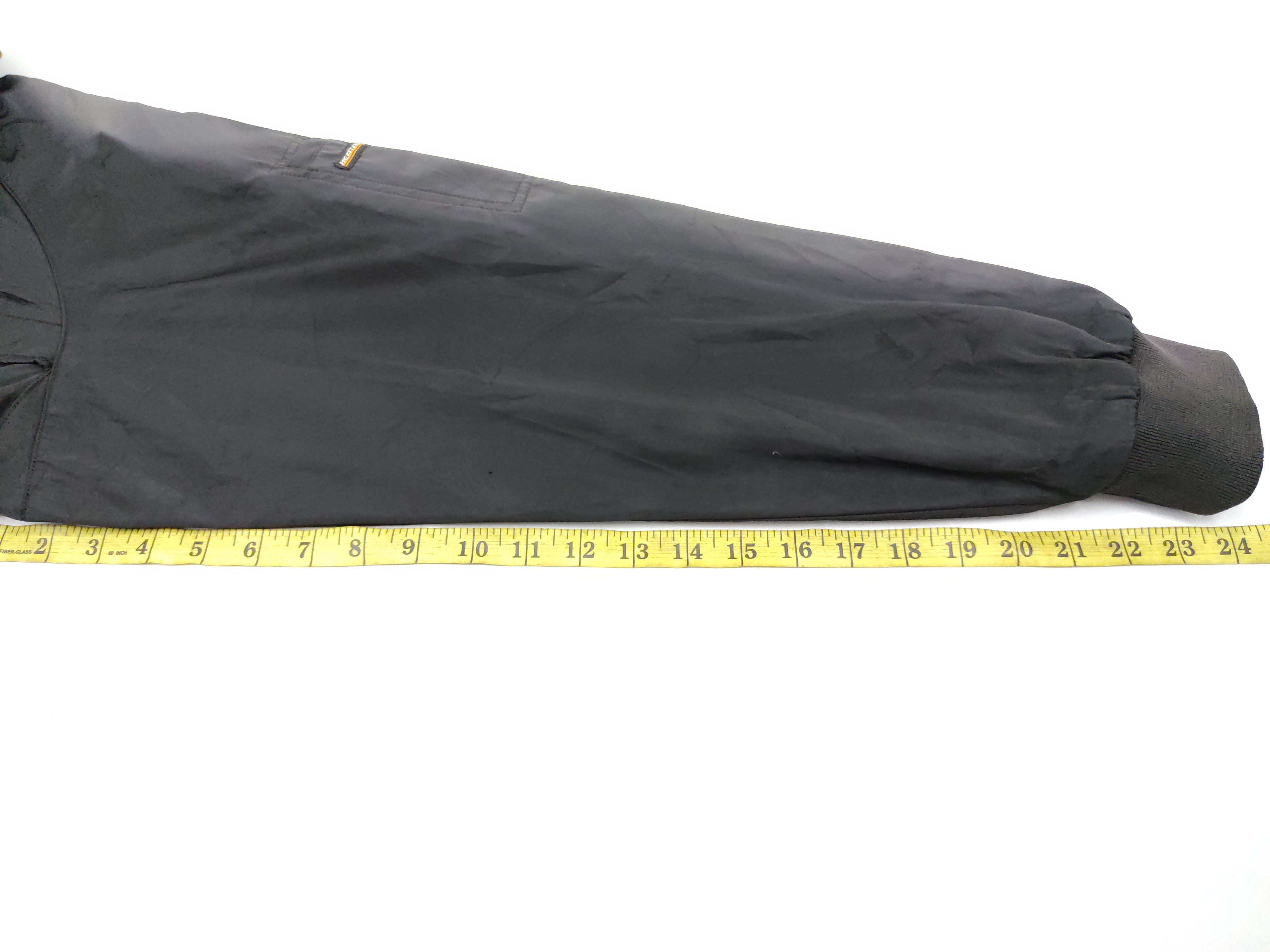 Japanese Brand Windbreaker Light Jacket Heat Assist Zipper L K-pop Fashion Size US L / EU 52-54 / 3 - 8 Thumbnail
