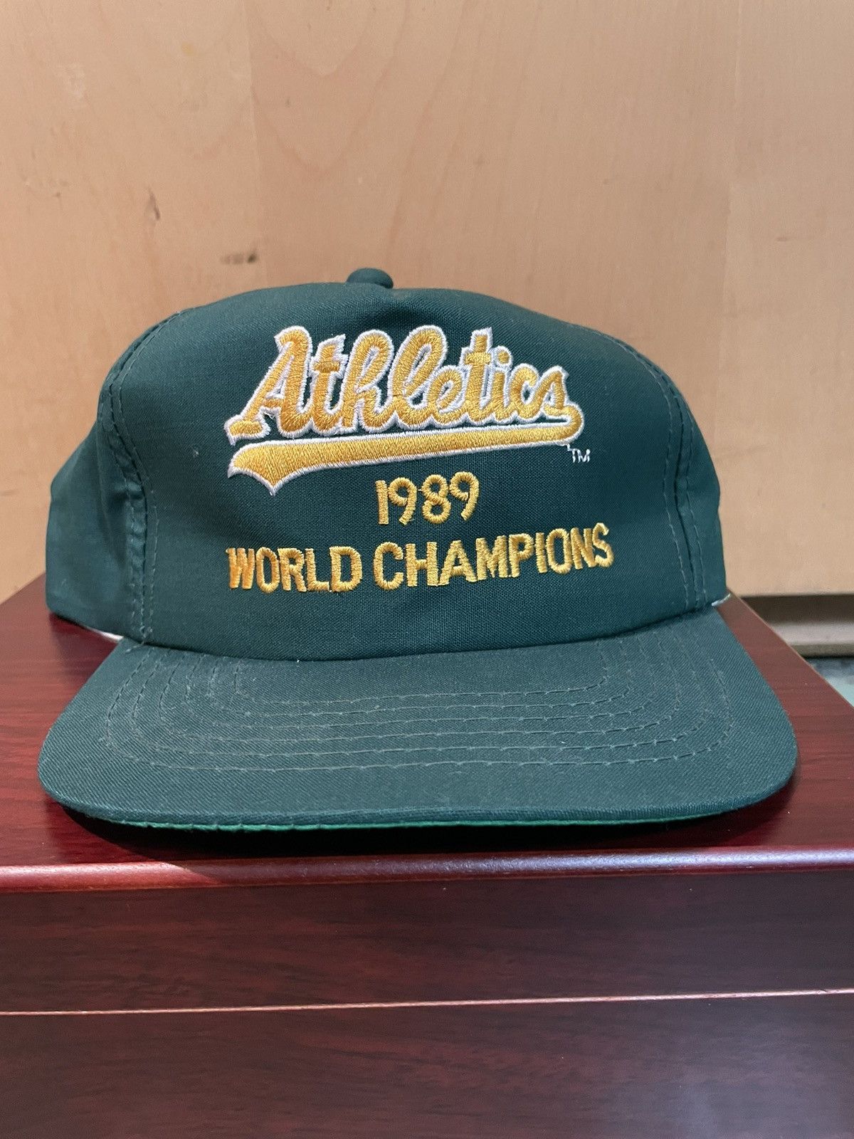 Vintage 90s Sports Specialties Oakland A’s Athletics Script Snapback Hat