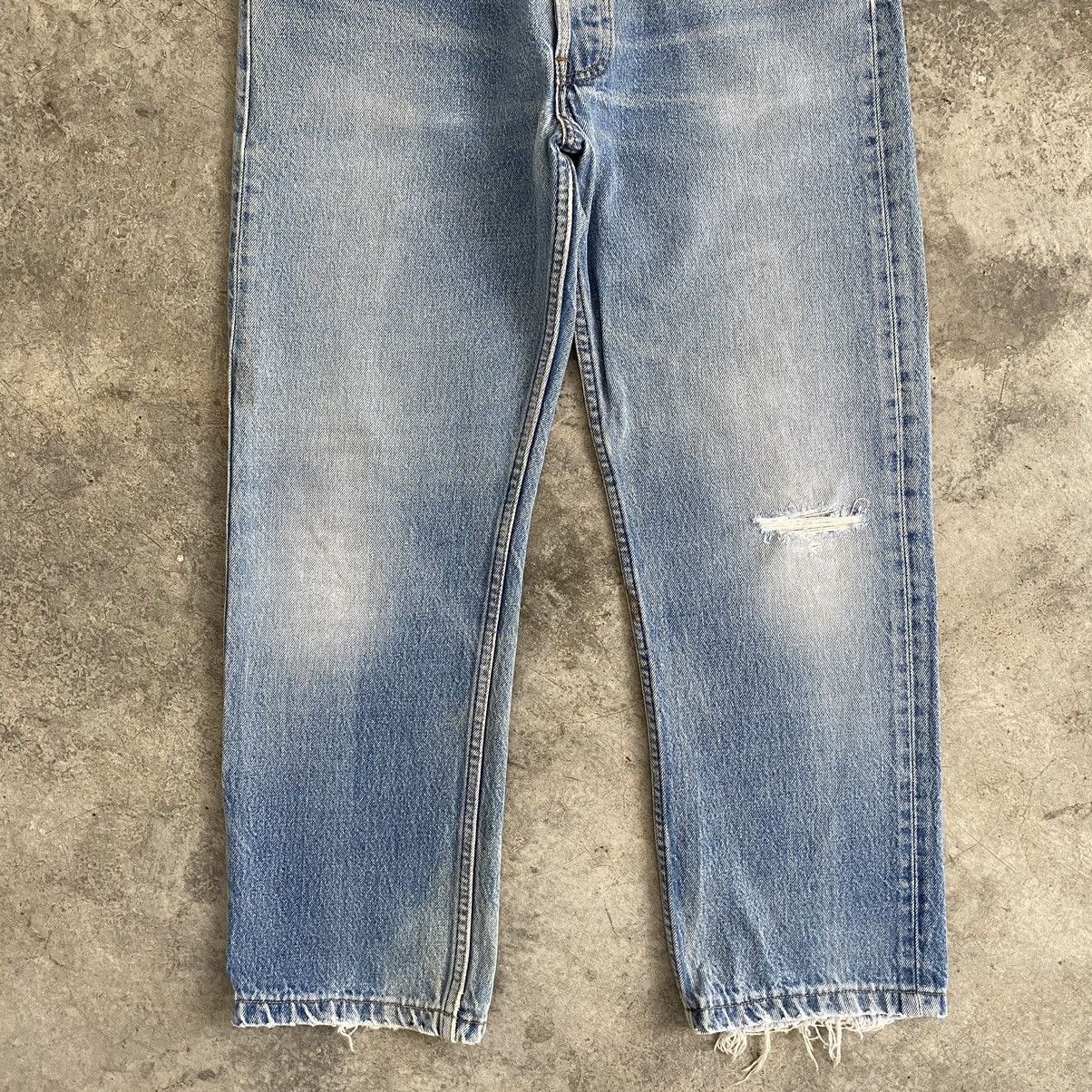 Levi's × Vintage Size 32x26 Vintage 80’s Levi's 501 Stonewashed Ripped Jeans Size US 32 / EU 48 - 3 Thumbnail