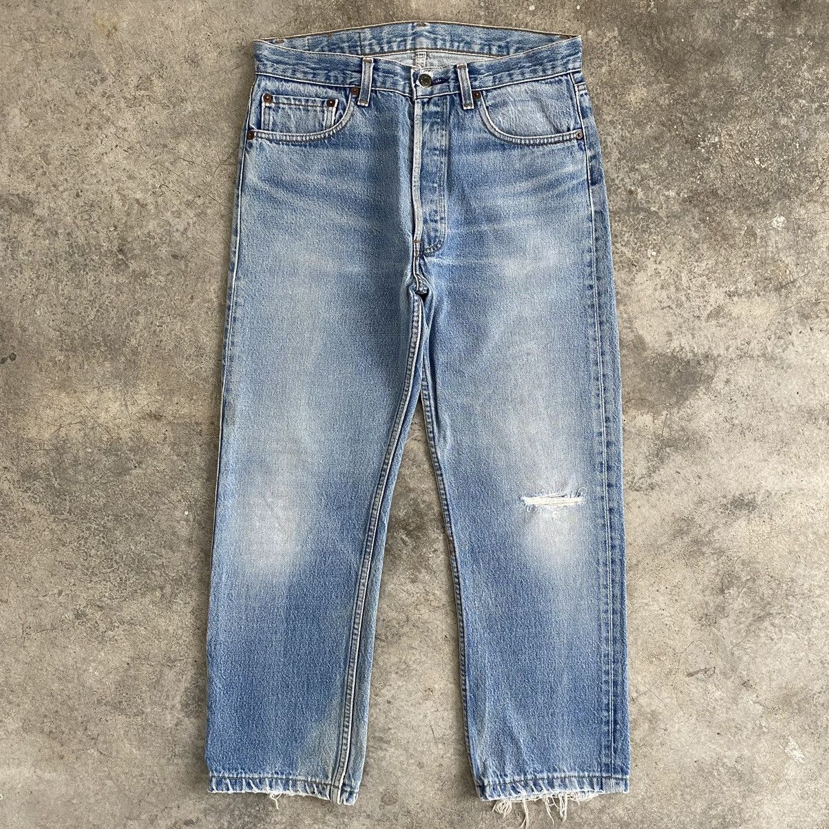 image of Levis x Vintage Size 32X26 Vintage 80’S Levi's 501 Stonewashed Ripped Jeans in Stonewash Blue, Men'