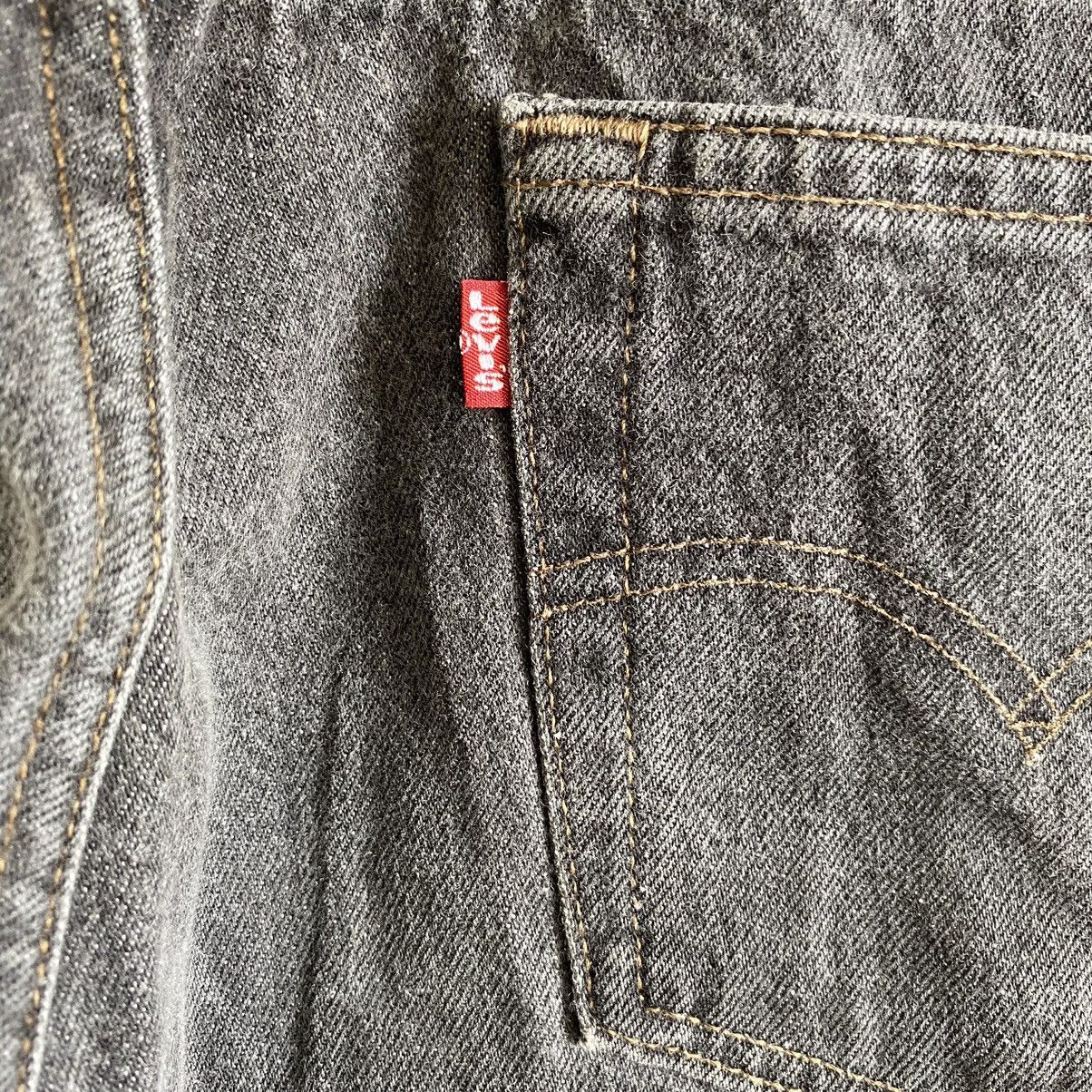 Levi's Size 30x29.5 VTG Late 80’s Levi's 501 Ash Gray Denim Jeans Size US 30 / EU 46 - 16 Thumbnail