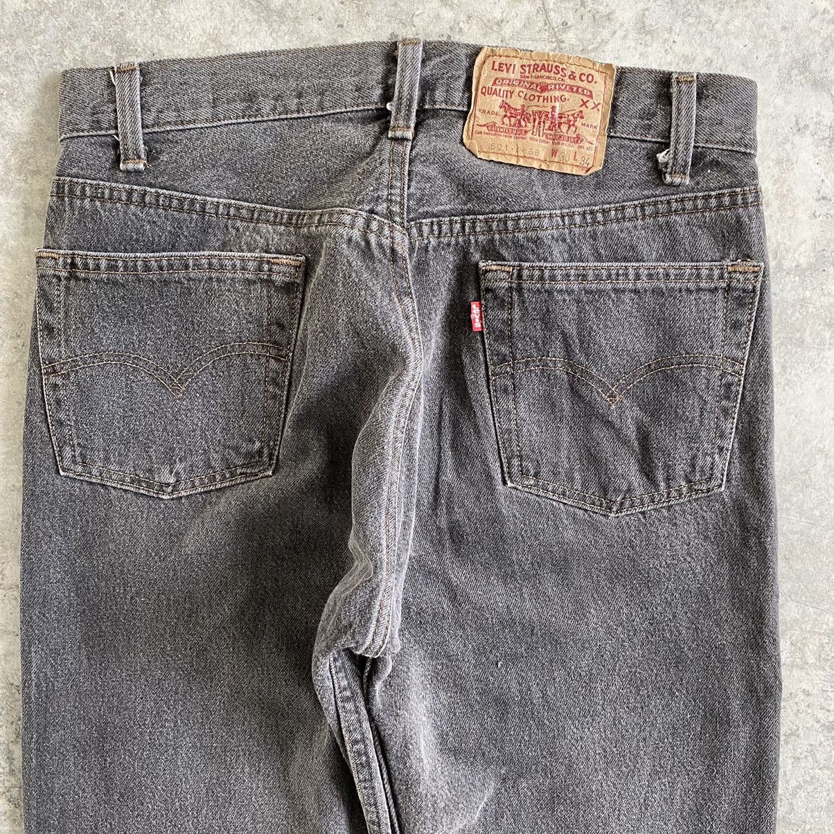 Levi's Size 30x29.5 VTG Late 80’s Levi's 501 Ash Gray Denim Jeans Size US 30 / EU 46 - 13 Thumbnail