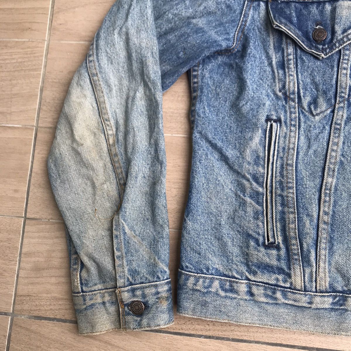 Levi's 80s Levis Denim Trucker Jacket Distressed Size US M / EU 48-50 / 2 - 5 Thumbnail