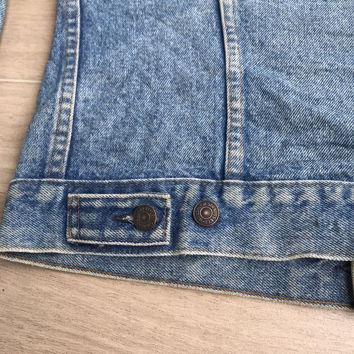 Levi's 80s Levis Denim Trucker Jacket Distressed Size US M / EU 48-50 / 2 - 8 Thumbnail