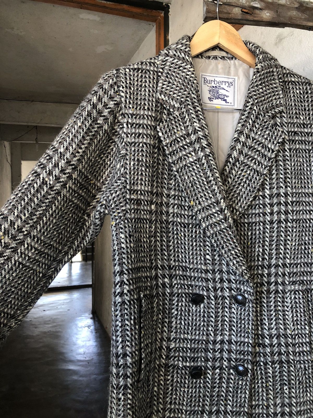 Burberry Vtg Burberry Three Quarter Sleeve Checked Wool Jacket Size L / US 10 / IT 46 - 13 Thumbnail