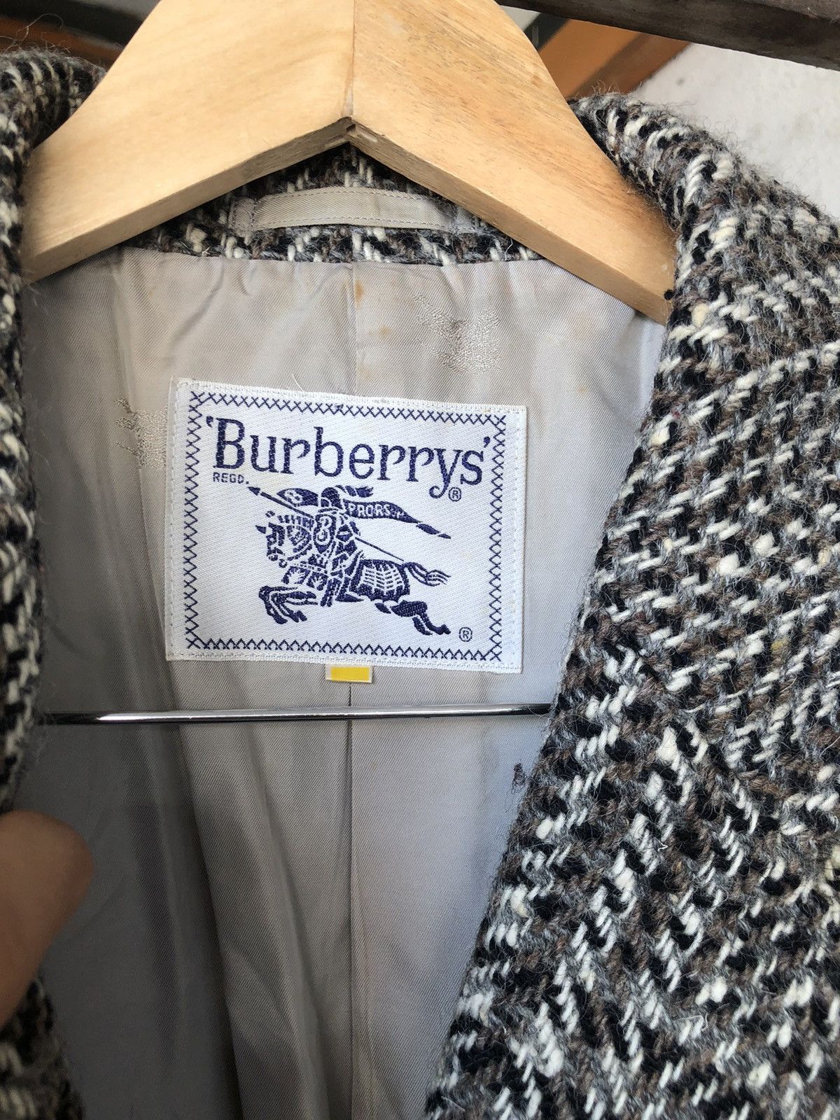 Burberry Vtg Burberry Three Quarter Sleeve Checked Wool Jacket Size L / US 10 / IT 46 - 12 Thumbnail