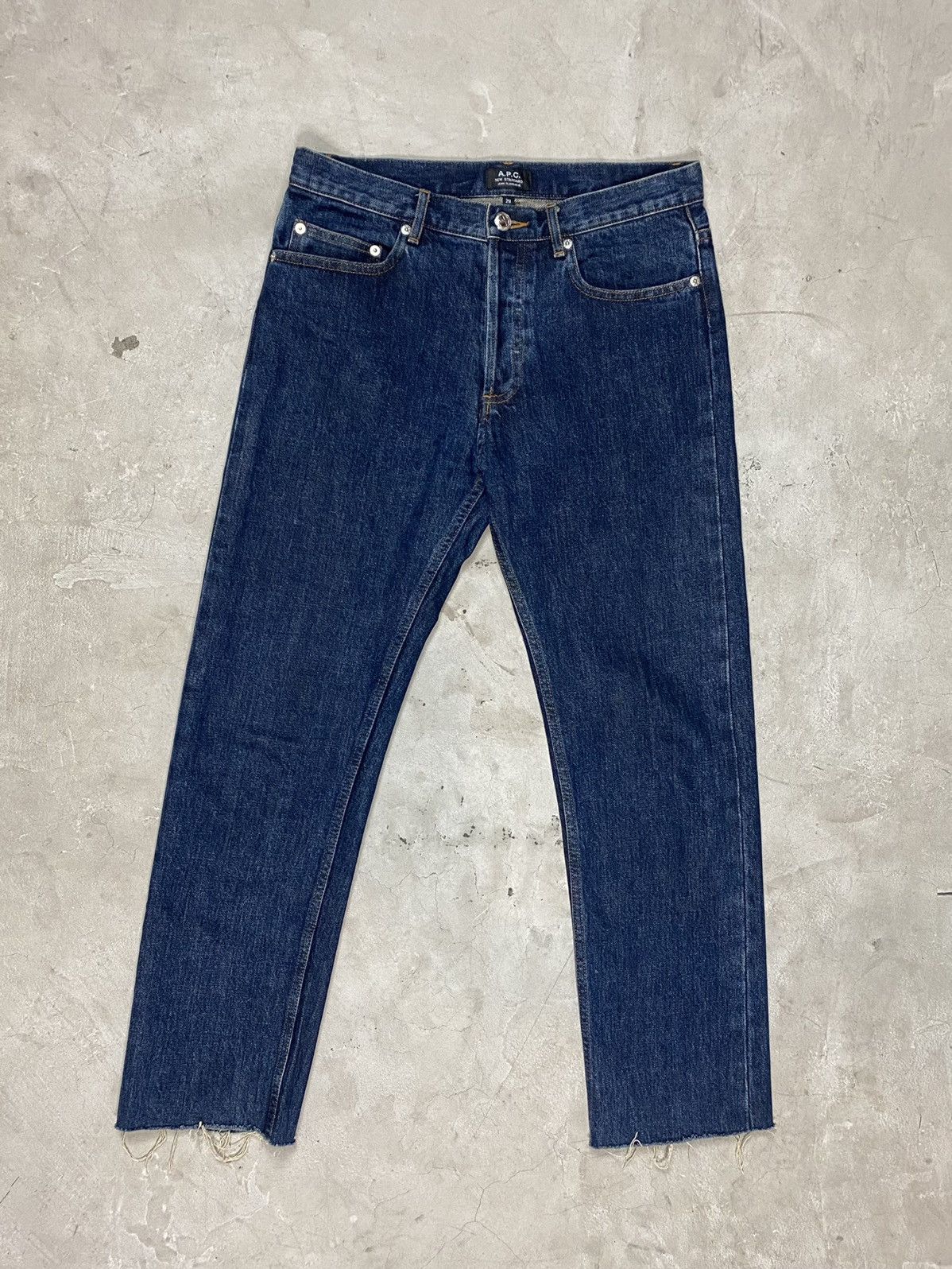 A.P.C. A.P.C. Dark Wash W/ Raw Hems Denims Size US 30 / EU 46 - 1 Thumbnail