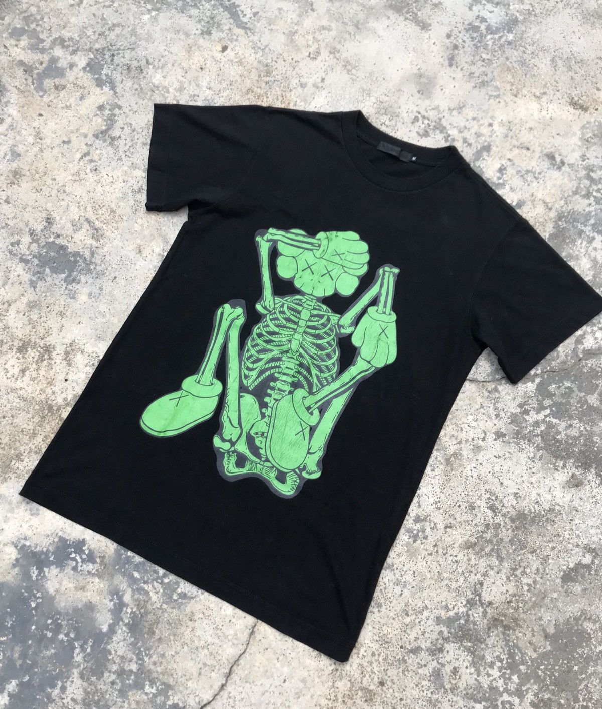 Kaws × Medicom Toy × Original Fake Original Fake x Kaws Skull OG Design Size US M / EU 48-50 / 2 - 2 Thumbnail
