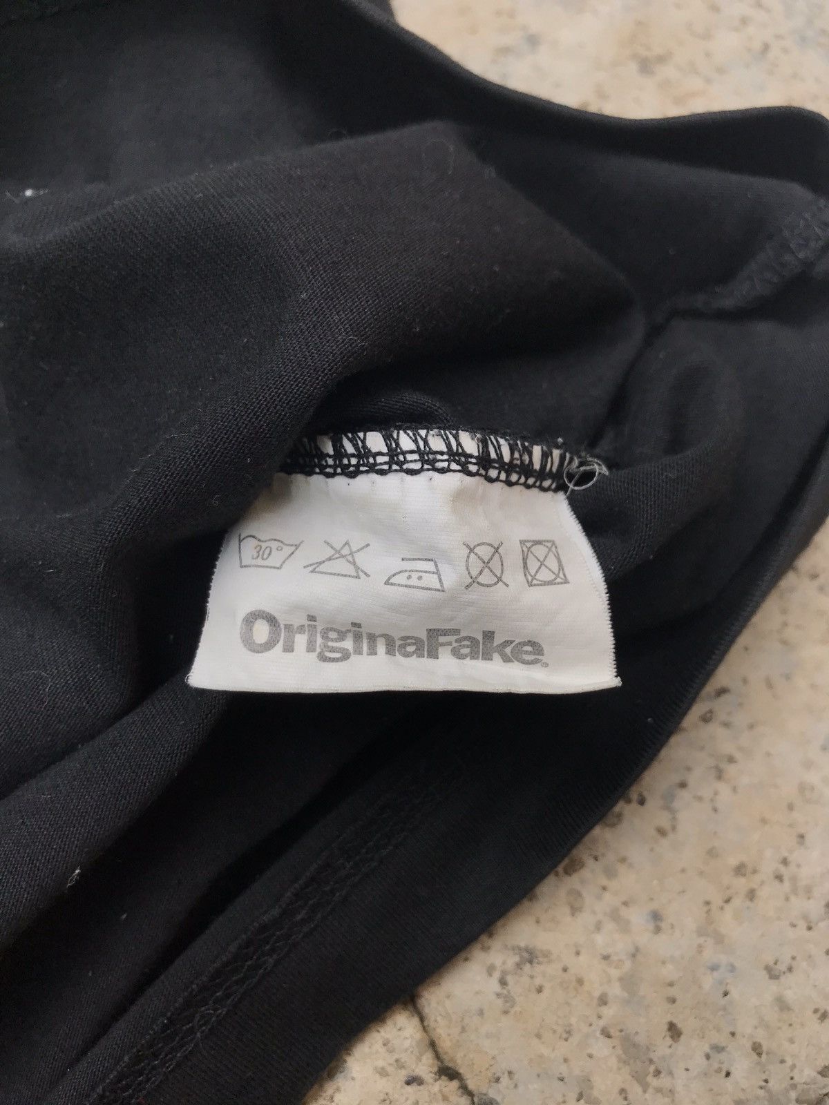 Kaws × Medicom Toy × Original Fake Original Fake x Kaws Skull OG Design Size US M / EU 48-50 / 2 - 5 Thumbnail
