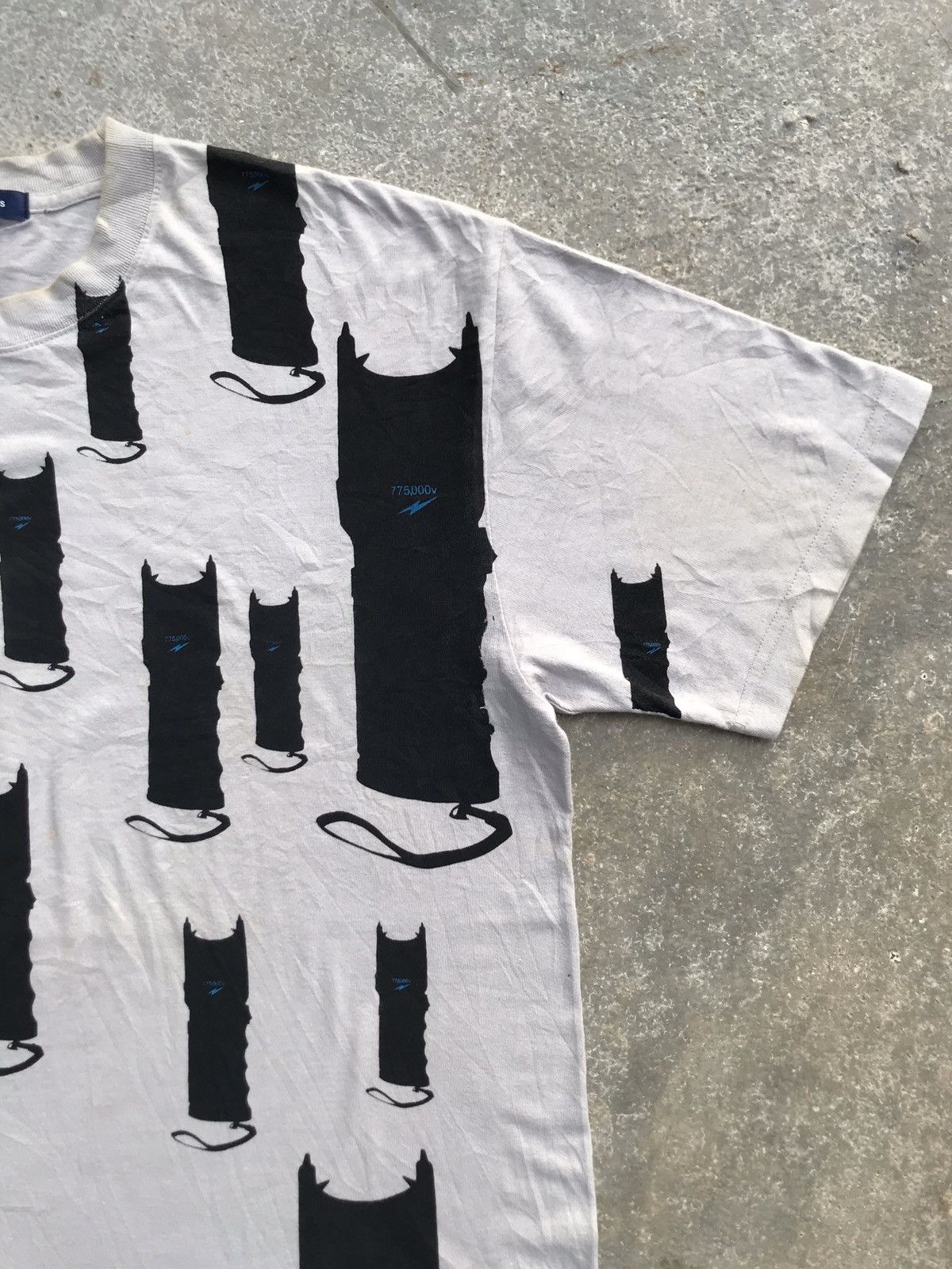 Futura VTG RARE OG 90’S OVERPRINT FUTURA LABORATORIES SHOCK VALUE Size US L / EU 52-54 / 3 - 5 Thumbnail