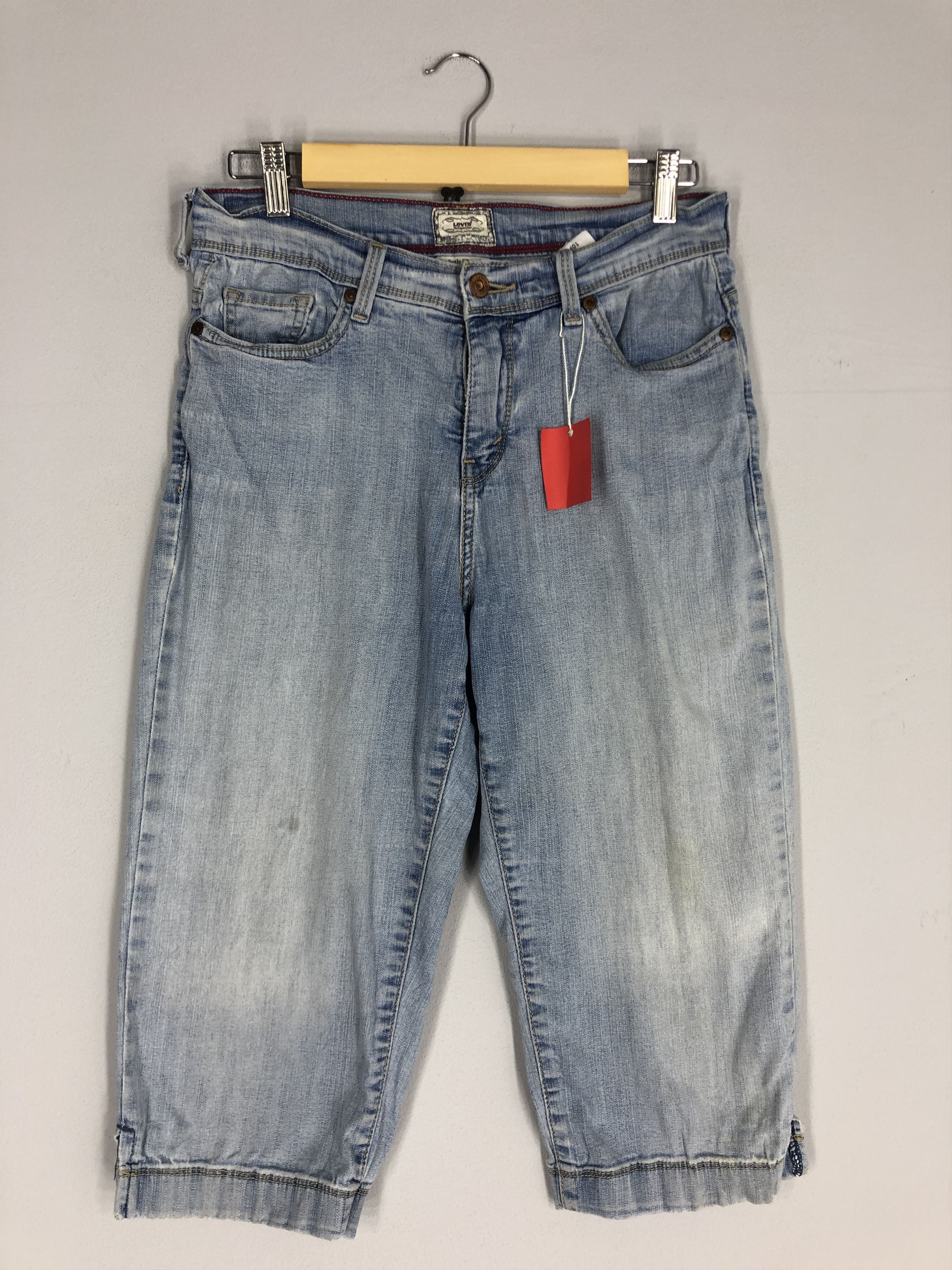 Vintage Levi's Light Blue Jean Cropped Denim Size 30