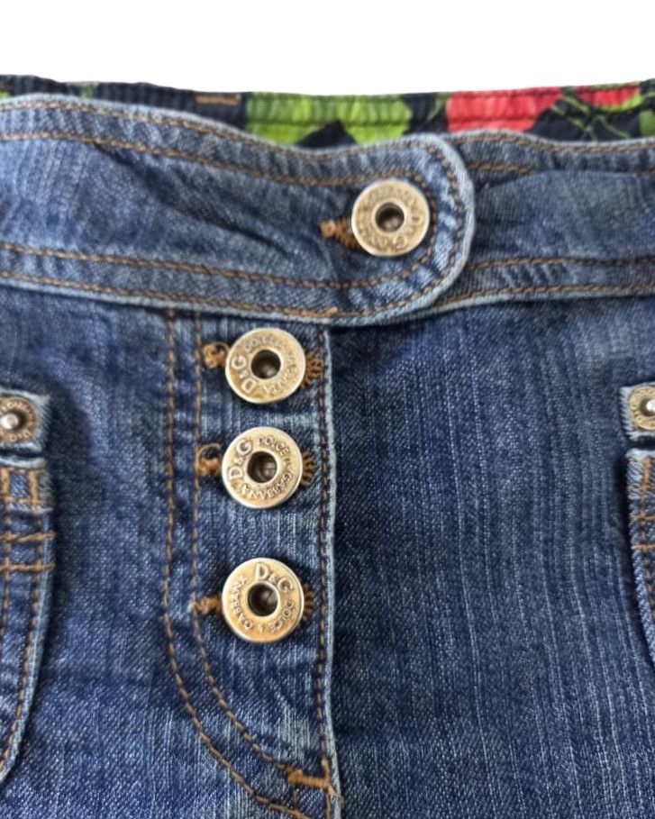 Dolce & Gabbana × Japanese Brand Vintage D&G Denim Skirt Size 30" / US 8 / IT 44 - 11 Thumbnail