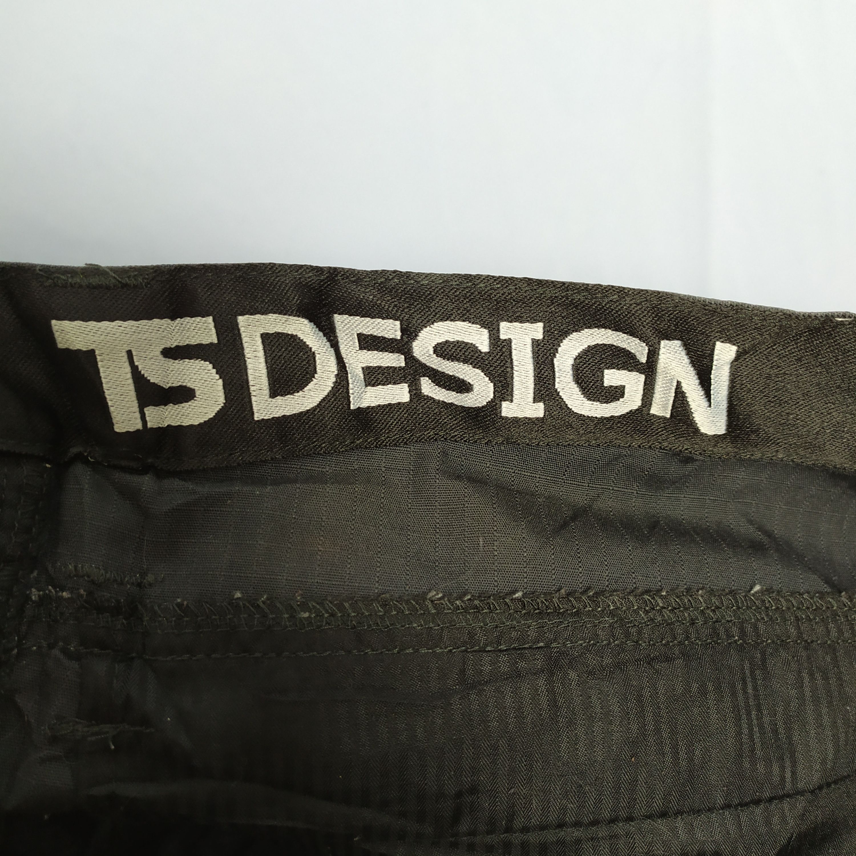 Japanese Brand TS Design Black Cargo Pants Size US 34 / EU 50 - 9 Thumbnail