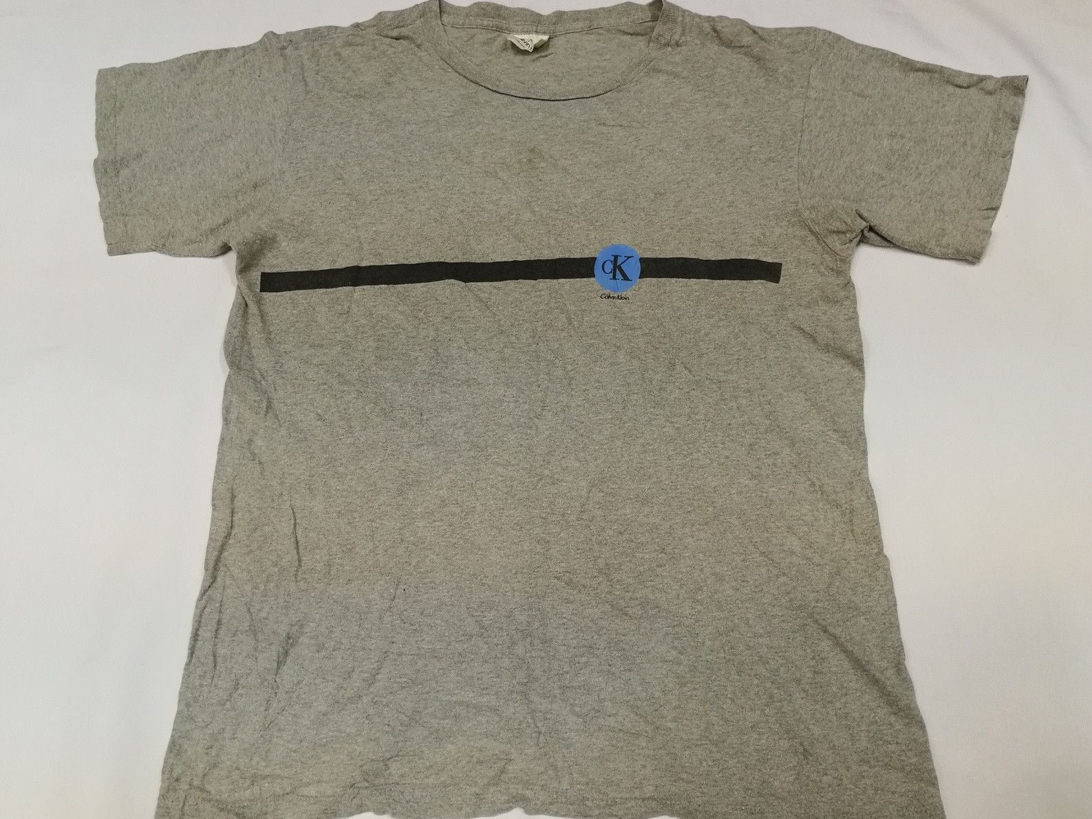 Calvin Klein VINTAGE 90s CK CALVIN KLEIN Tee Spell Out Size US M / EU 48-50 / 2 - 1 Thumbnail
