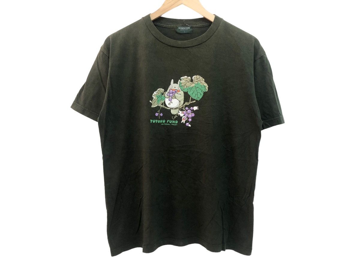Anime × Vintage RARE 🔥 MY NEIGHBOUR TOTORO ANIME TEE TOTORO FUND GRAPHICAL Size US L / EU 52-54 / 3 - 1 Thumbnail