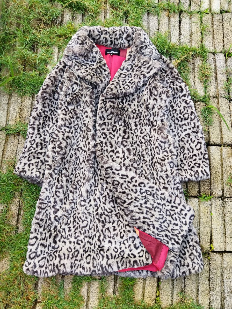 Tricot Comme des Garcons Vintage AD2002 Tricot Comme des Garcons Fur Coat Size M / US 6-8 / IT 42-44 - 1 Thumbnail