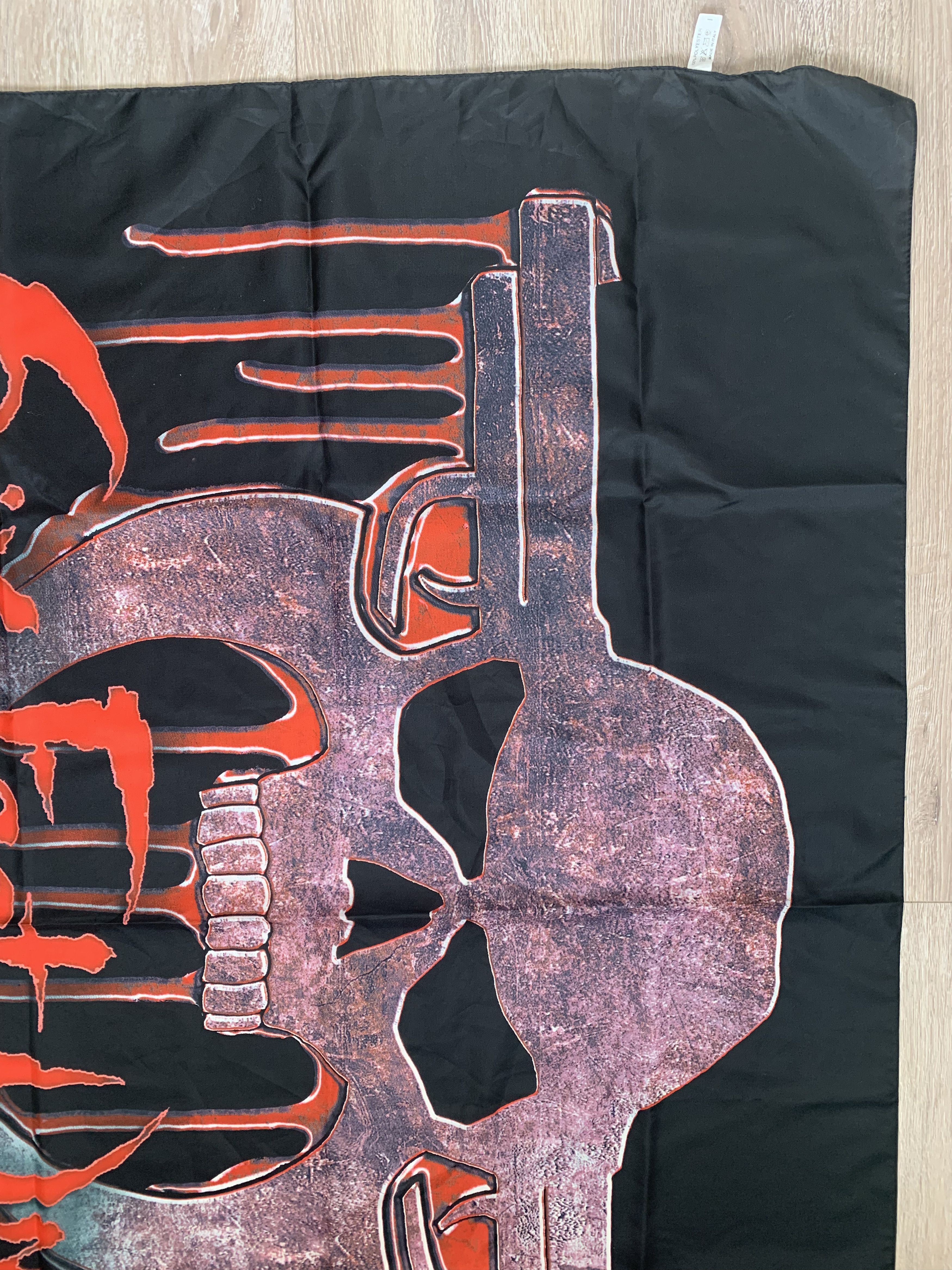 Band Tees Six feet Under 2006 big logo poster scarf Size ONE SIZE - 5 Thumbnail