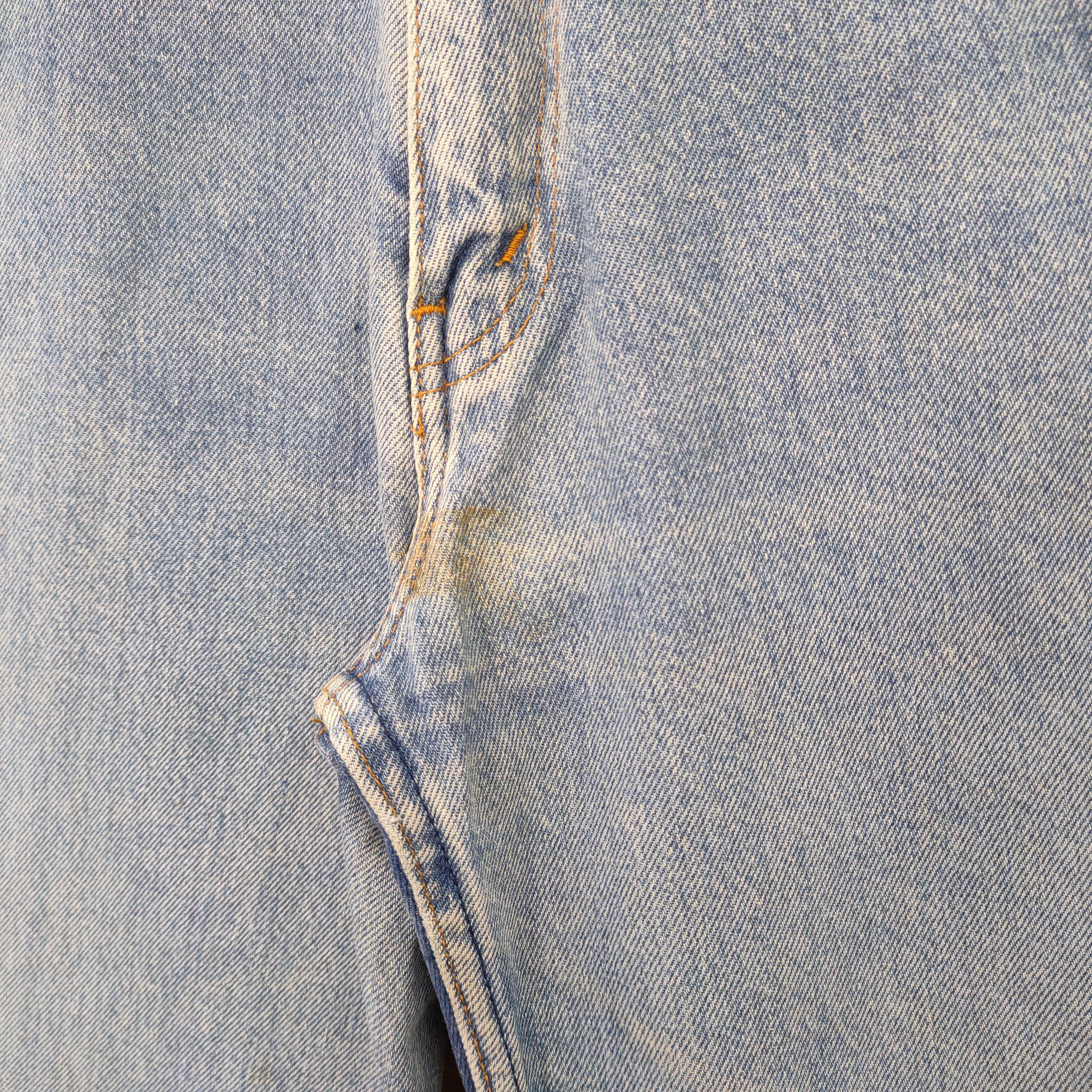 Levi's Vintage Clothing VINTAGE LEVI'S FADED LIGHT WASH JEANS DENIM PANTS Size US 33 - 10 Thumbnail