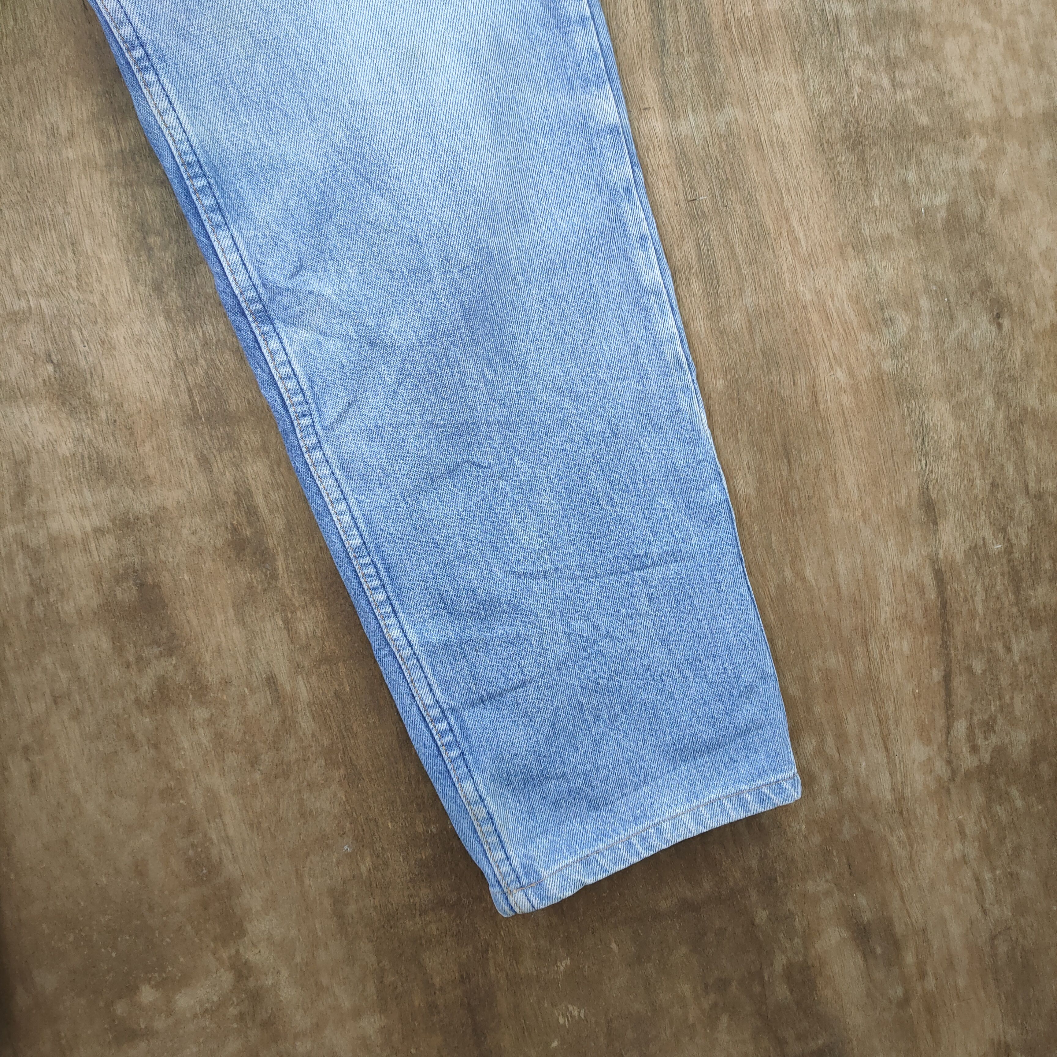 Levi's Vintage Clothing VINTAGE LEVI'S FADED LIGHT WASH JEANS DENIM PANTS Size US 33 - 15 Thumbnail