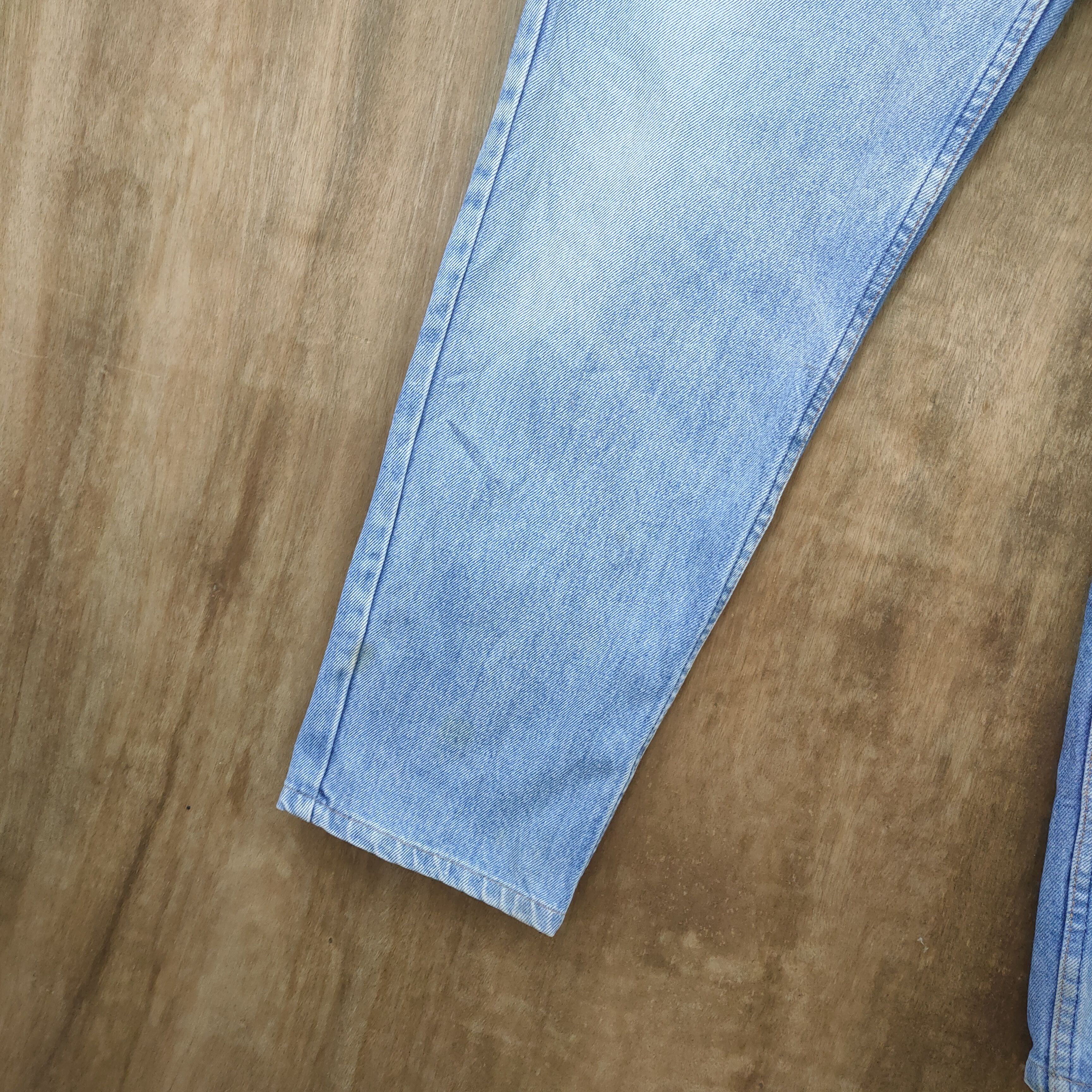Levi's Vintage Clothing VINTAGE LEVI'S FADED LIGHT WASH JEANS DENIM PANTS Size US 33 - 16 Thumbnail