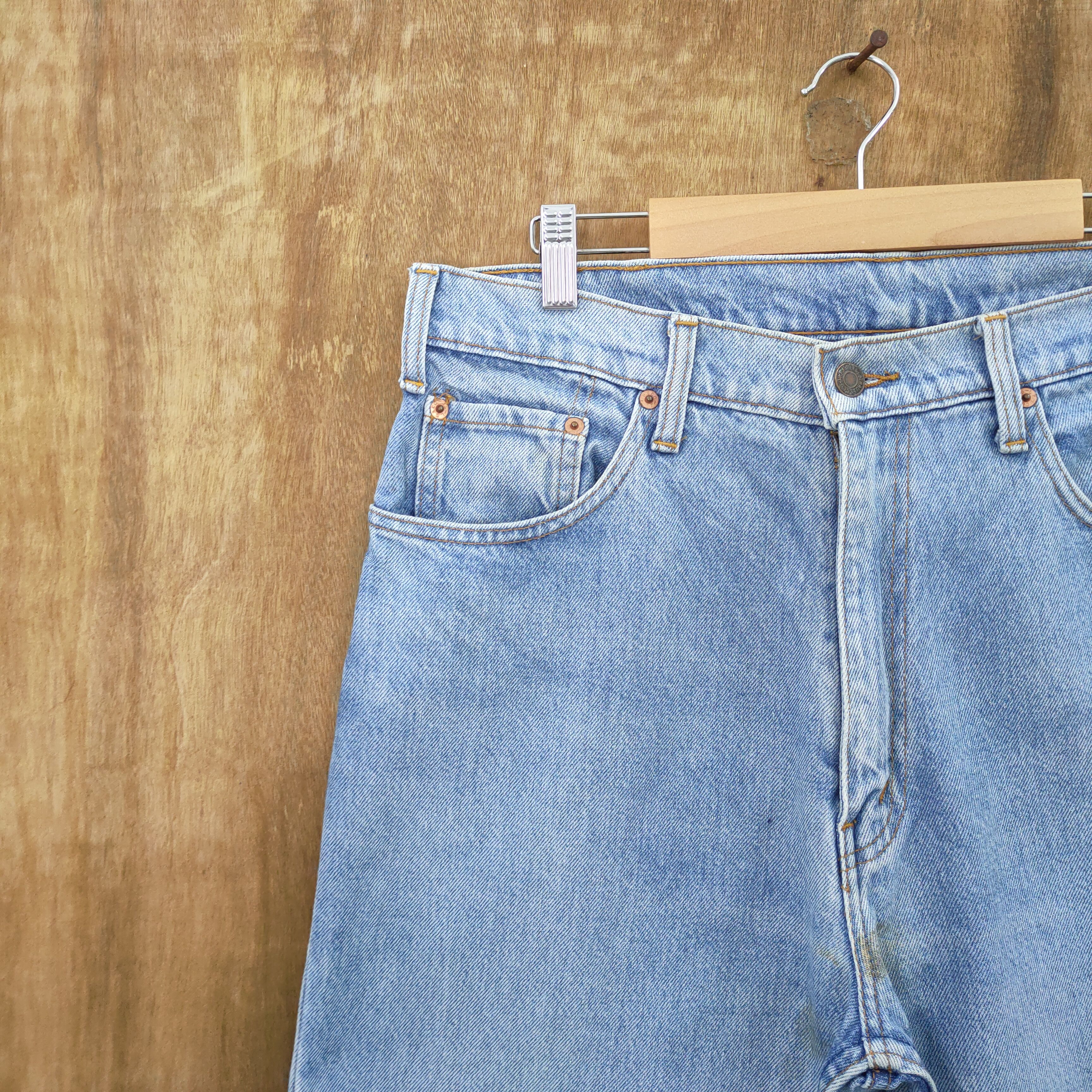 Levi's Vintage Clothing VINTAGE LEVI'S FADED LIGHT WASH JEANS DENIM PANTS Size US 33 - 9 Thumbnail
