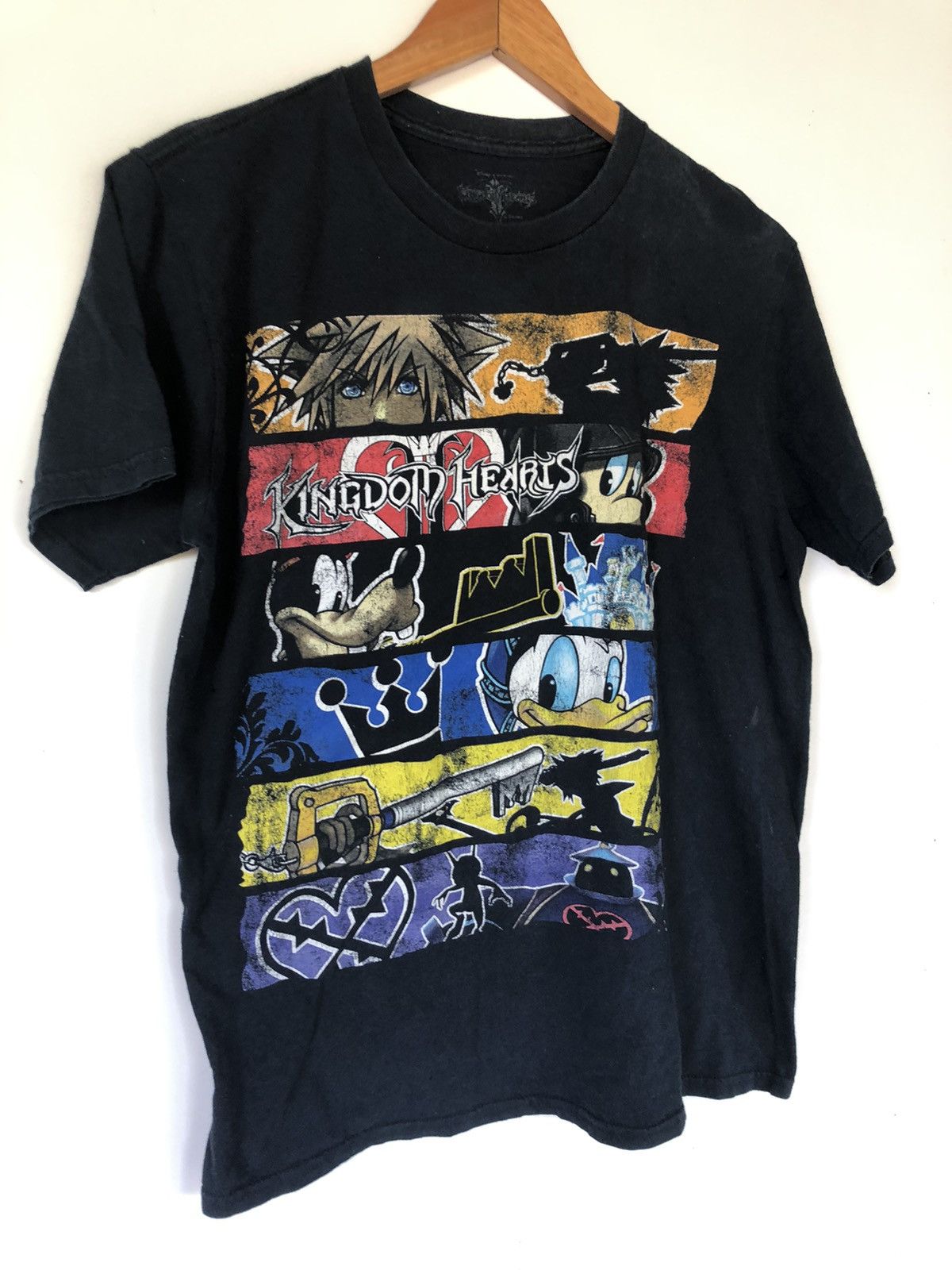 Anime Vintage anime x kingdom hearts Black shirt Size US M / EU 48-50 / 2 - 1 Thumbnail