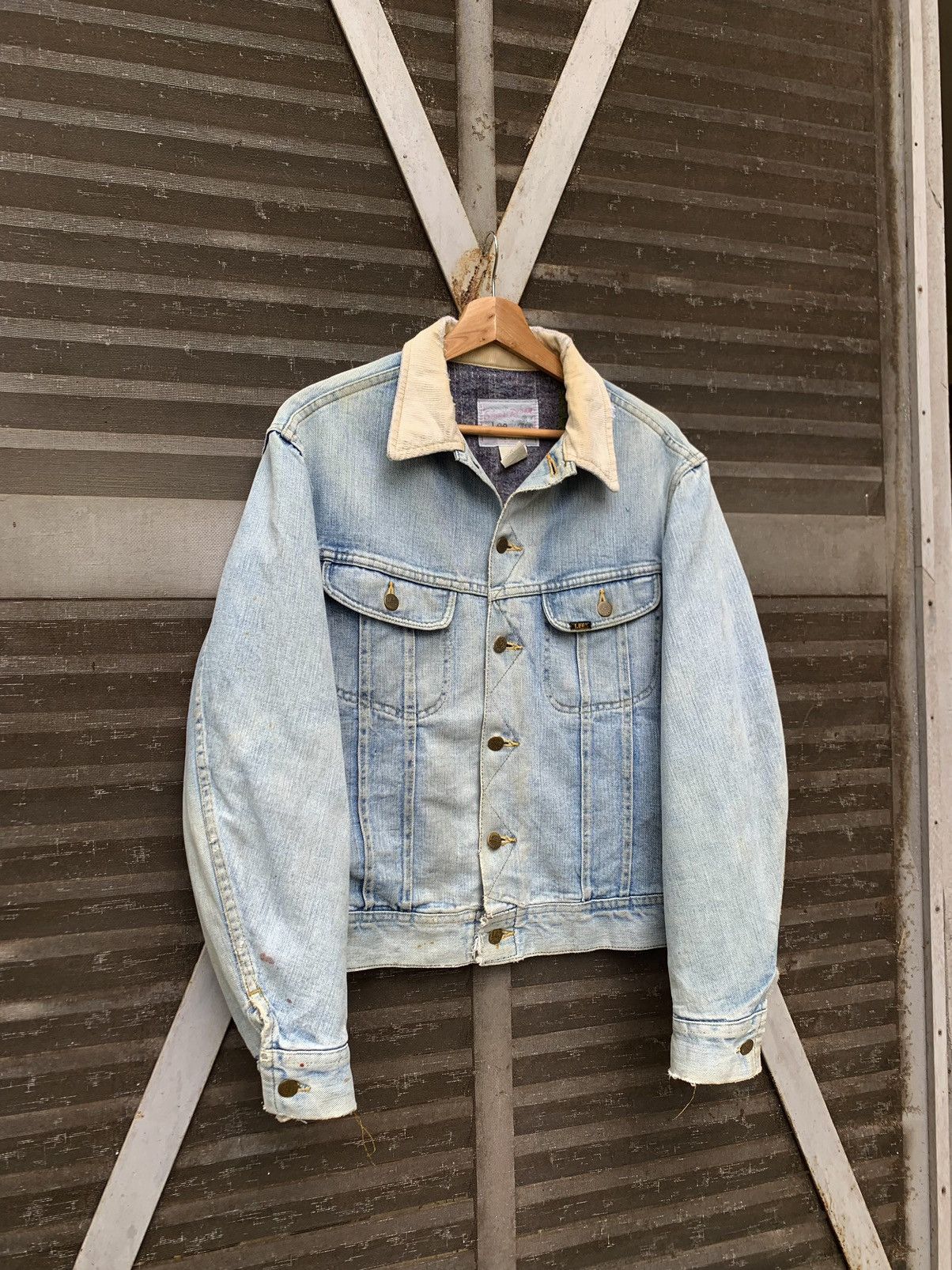 Lee × Vintage 👹Vintage LEE STORM RIDER DENIM TRUCKER JACKET Size US M / EU 48-50 / 2 - 6 Thumbnail