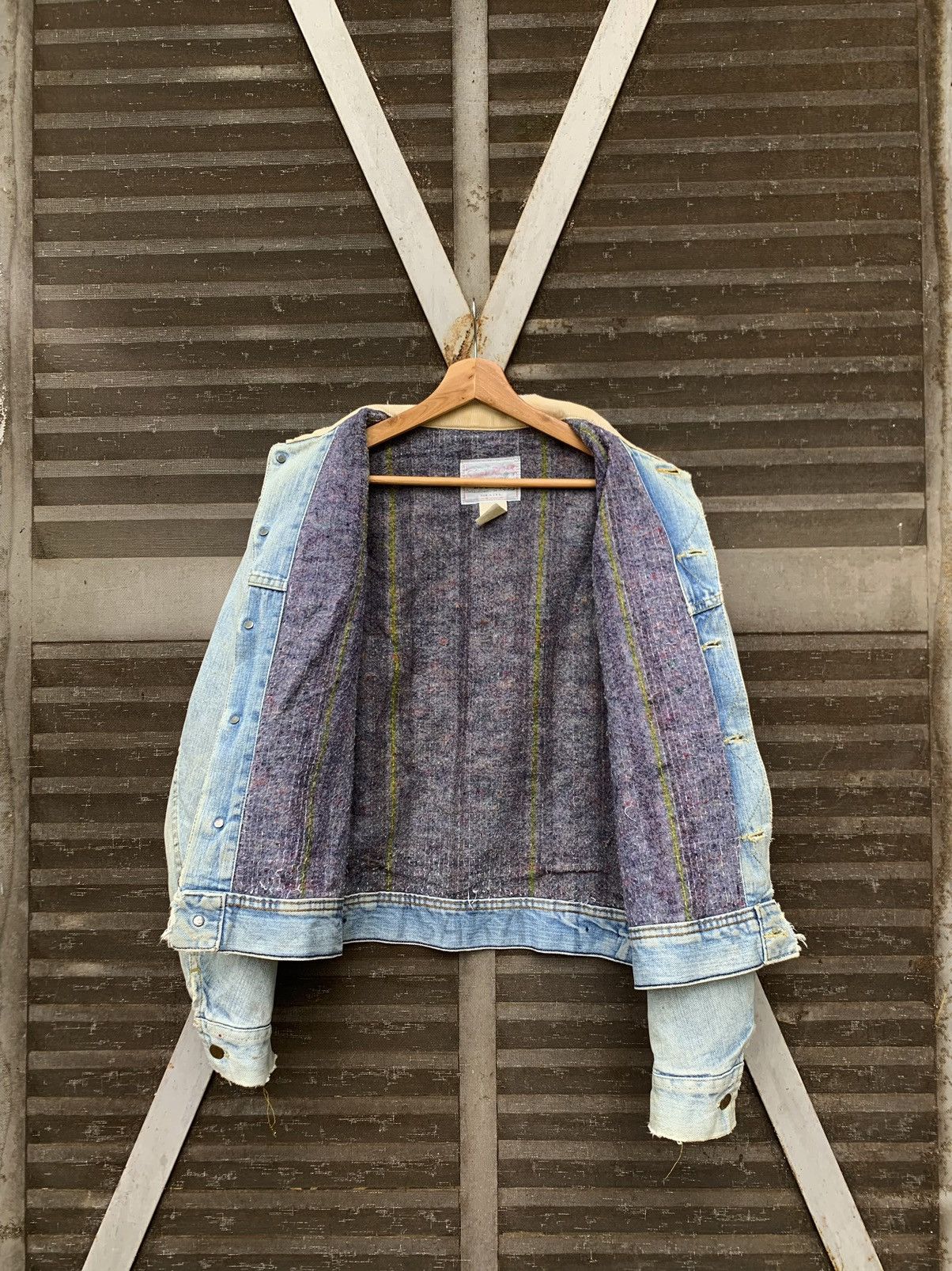 Lee × Vintage 👹Vintage LEE STORM RIDER DENIM TRUCKER JACKET Size US M / EU 48-50 / 2 - 9 Thumbnail