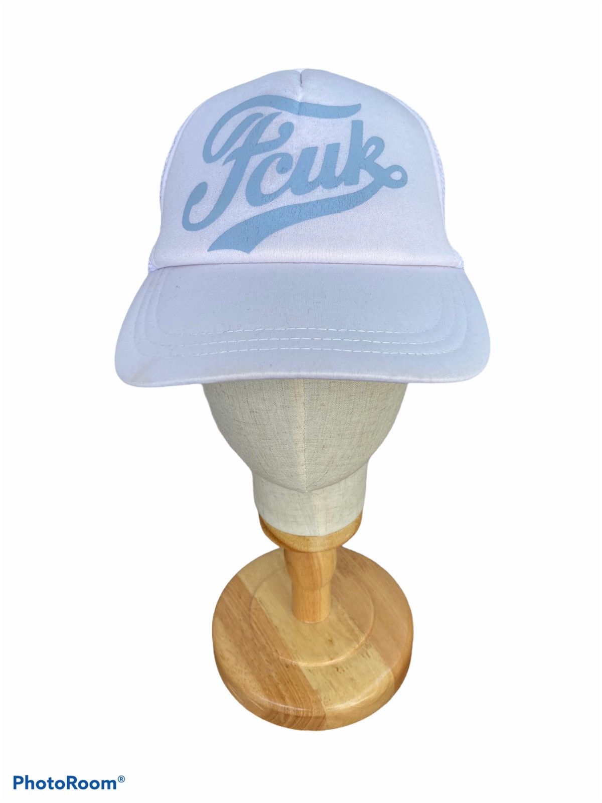 french connection “fcuk” white streetwear trucker hat