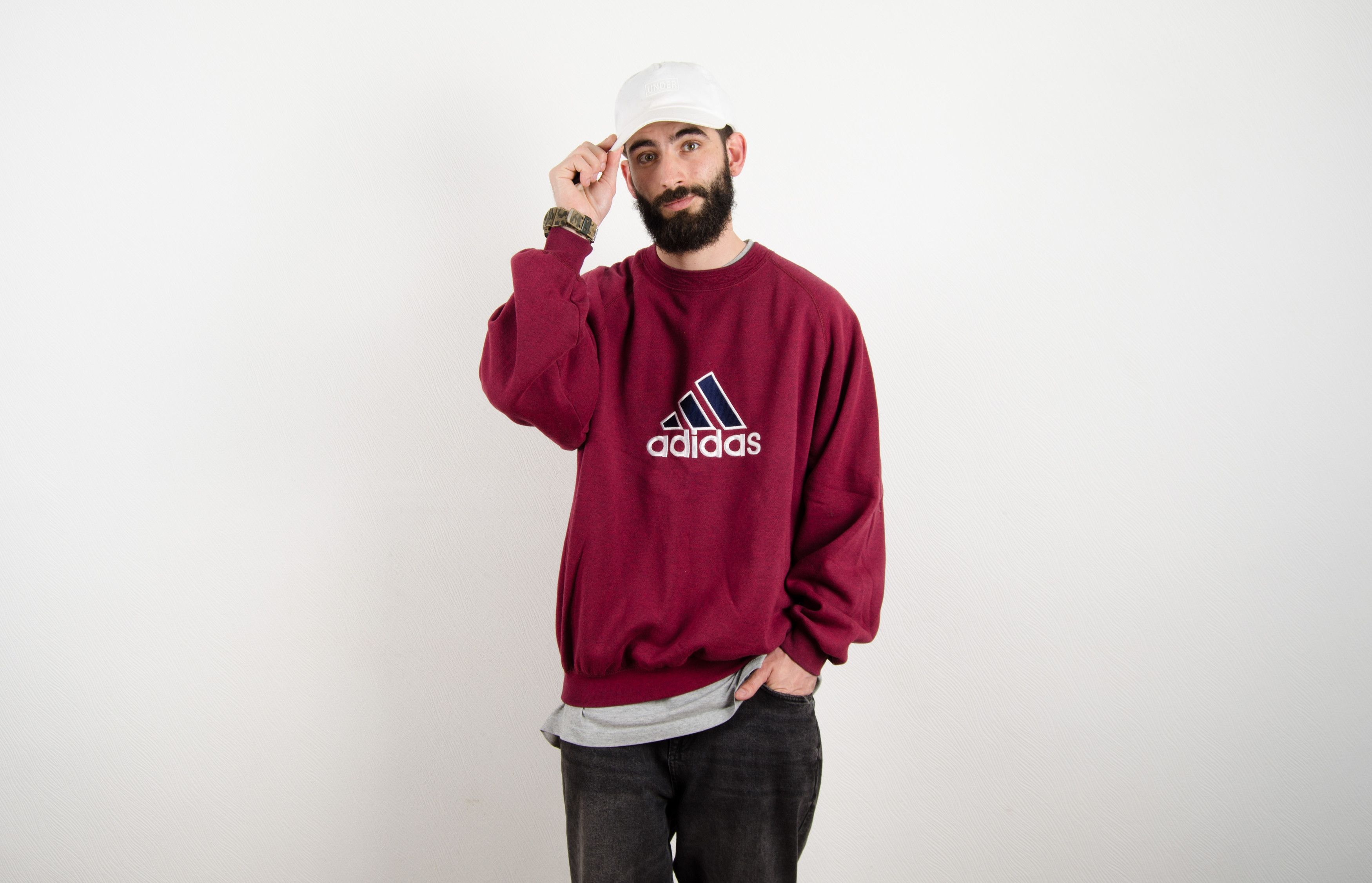 Adidas Vintage Adidas Big Logo Embroider Sweatshirt Baggy Oversiz Size US L / EU 52-54 / 3 - 1 Thumbnail
