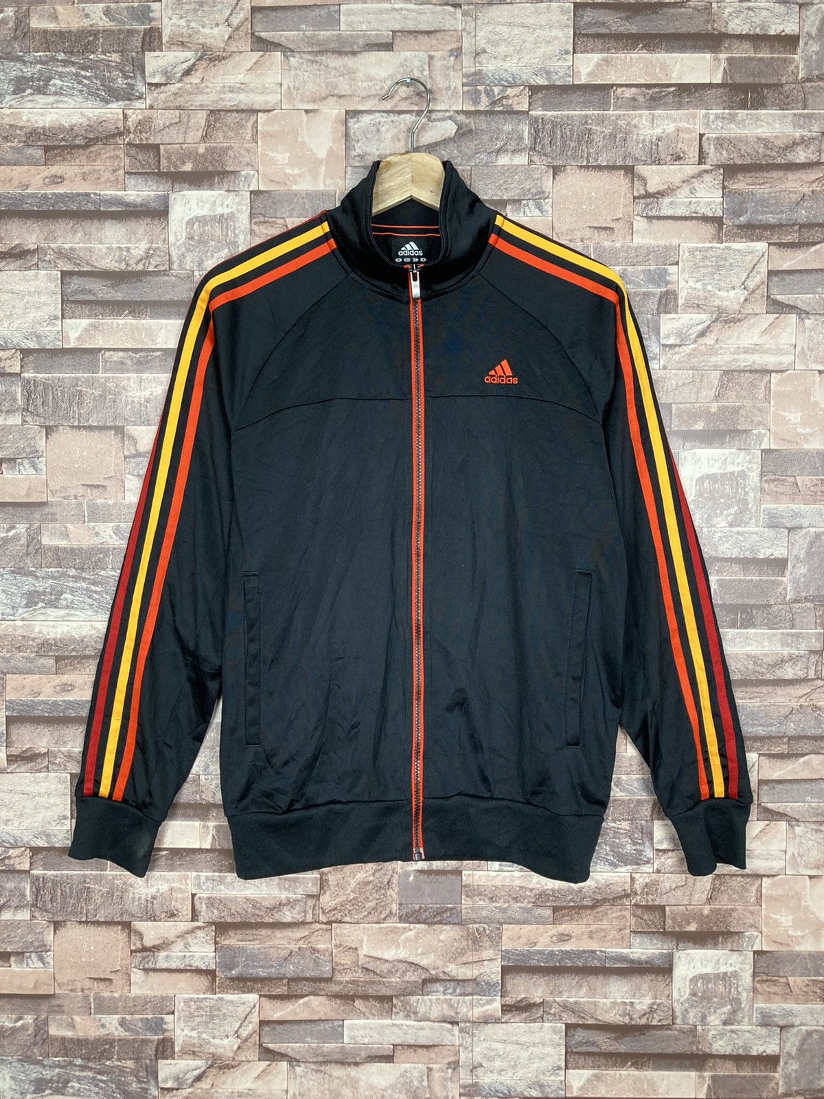 Adidas Vintage ADIDAS Track Top Stripe Sweater #21-5 Size US M / EU 48-50 / 2 - 1 Thumbnail