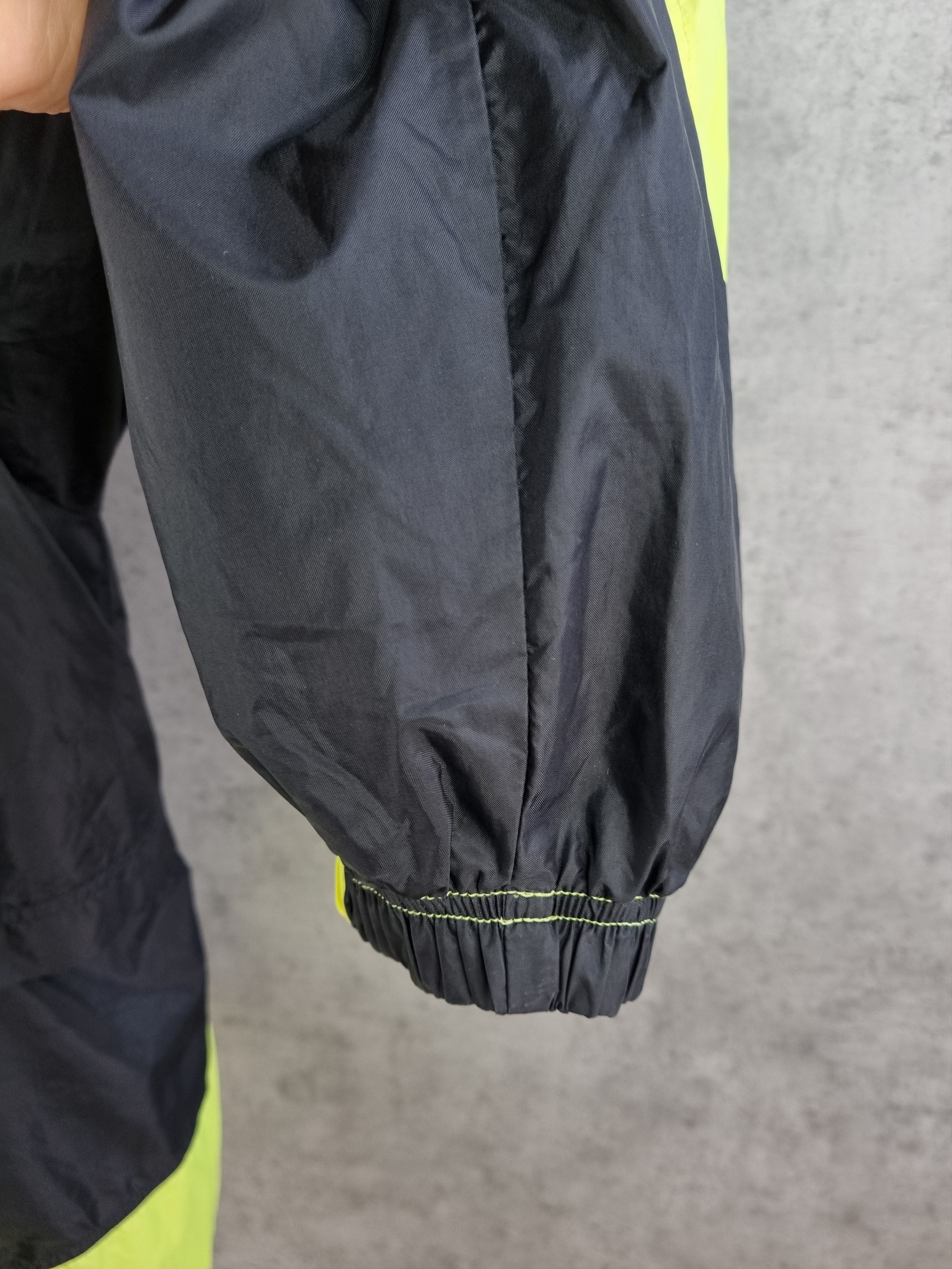 Nike × Vintage 90s Nike BORUSIA BVB Nylon Big Swoosh Track top Size US XL / EU 56 / 4 - 13 Thumbnail
