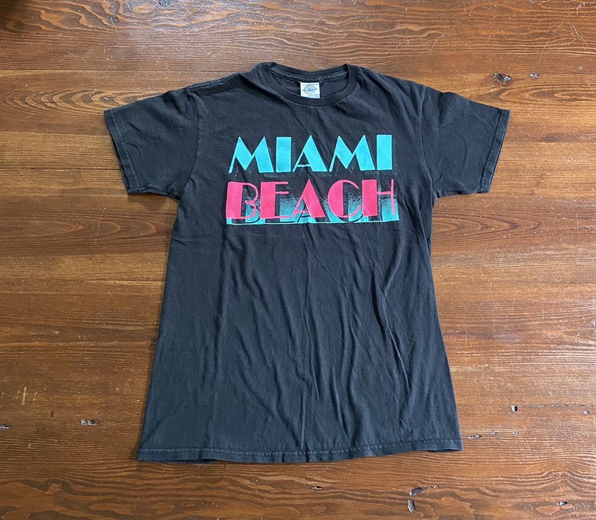 Delta Vintage Y2K’s Miami Beach Faded Tee Size US S / EU 44-46 / 1 - 1 Thumbnail
