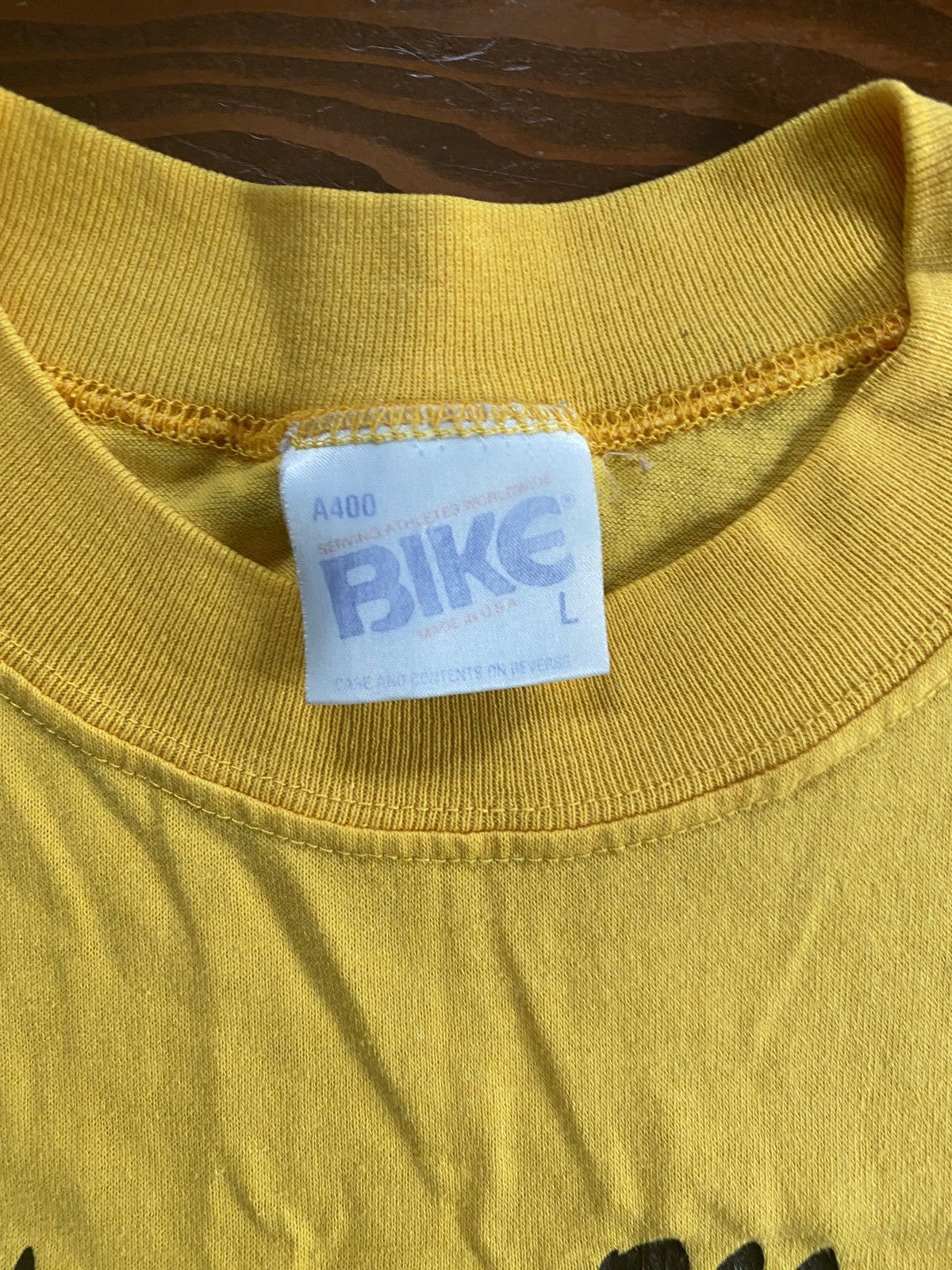 Vintage Vintage 80’s Western Michigan Broncos Single Stitch Bike Tee Size US L / EU 52-54 / 3 - 9 Thumbnail