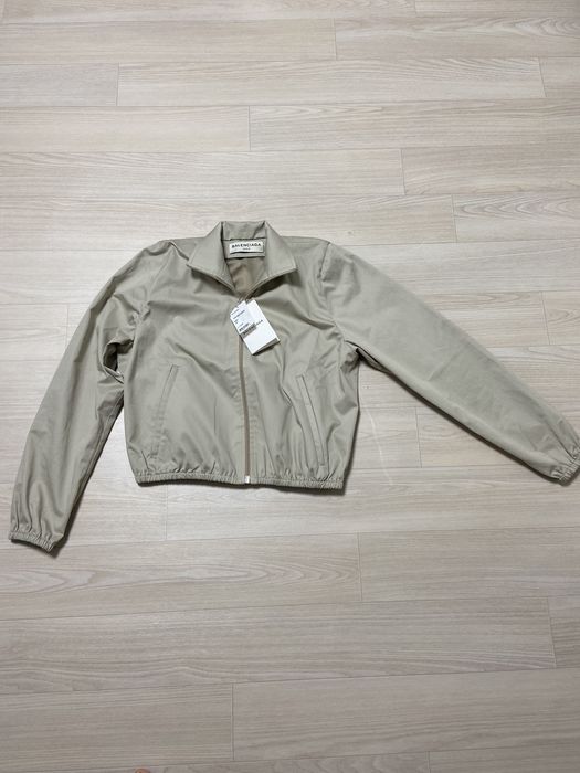 Balenciaga New) 36 Balenciaga aw16 Cropped track jacket beige