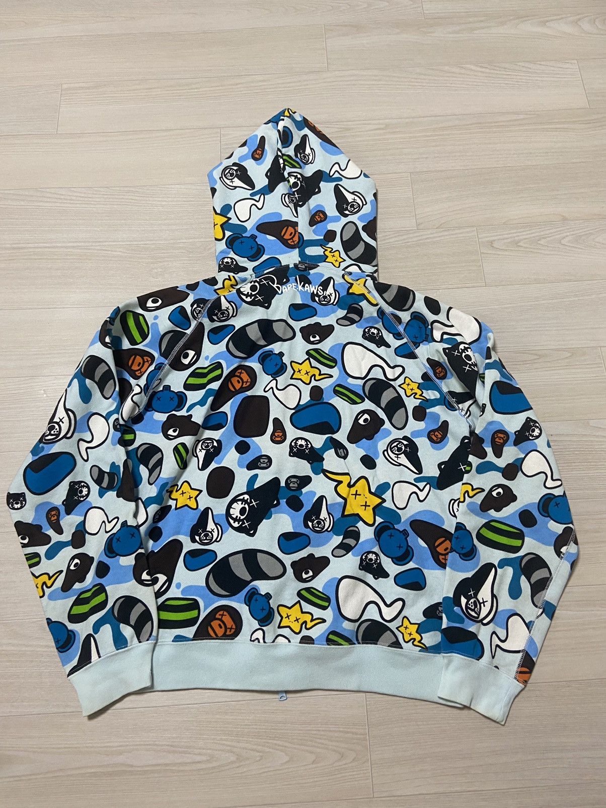 Bape × Kaws Bape x Kaws Baby Milo Animal Kingdom Full Zip Hoodie Size US S / EU 44-46 / 1 - 2 Thumbnail
