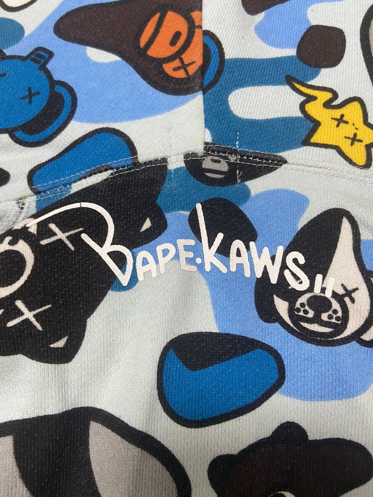 Bape × Kaws Bape x Kaws Baby Milo Animal Kingdom Full Zip Hoodie Size US S / EU 44-46 / 1 - 9 Thumbnail