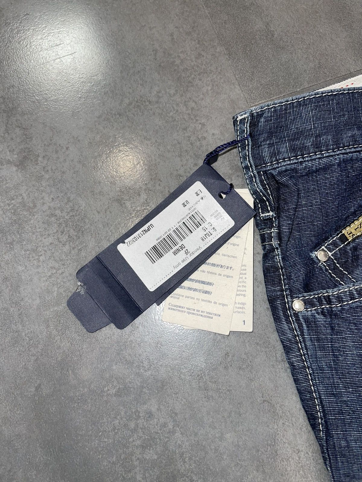 Emporio Armani !DS! Armani Jeans Big Logo Full Paint Indigo Denim Size US 32 / EU 48 - 22 Thumbnail
