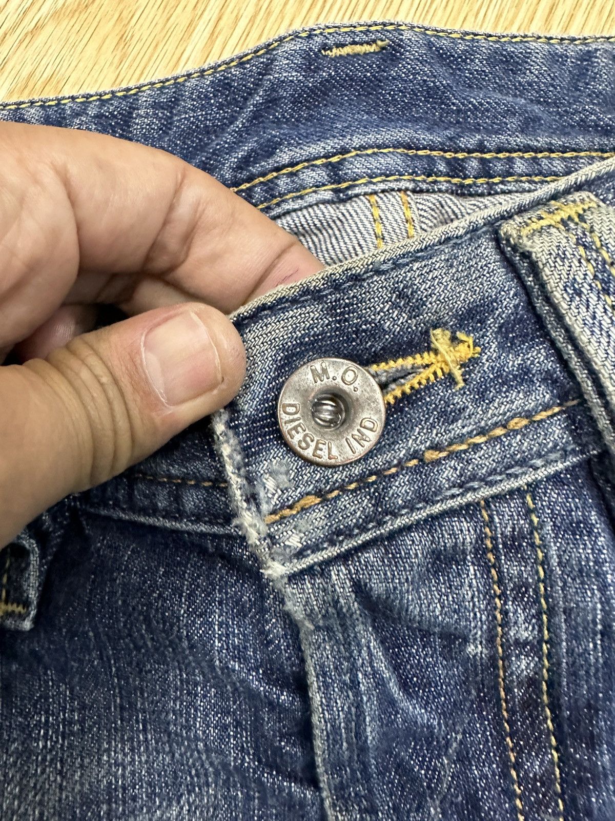Diesel × If Six Was Nine DIESEL LEVAN ITALIAN LOOSE CUT DISTRESSED DENIM J636 Size US 30 / EU 46 - 6 Thumbnail